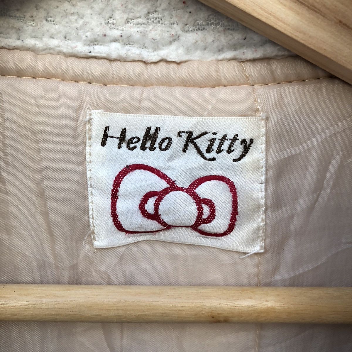 Cartoon Network Hello kitty fleece knit button up sleepwear Size US L / EU 52-54 / 3 - 8 Thumbnail
