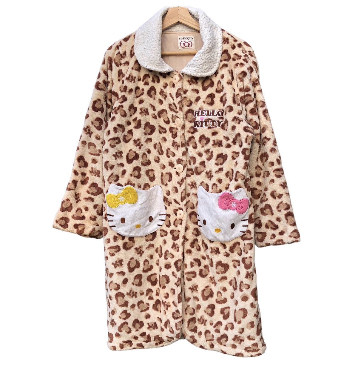 Cartoon Network Hello kitty fleece knit button up sleepwear Size US L / EU 52-54 / 3 - 1 Thumbnail
