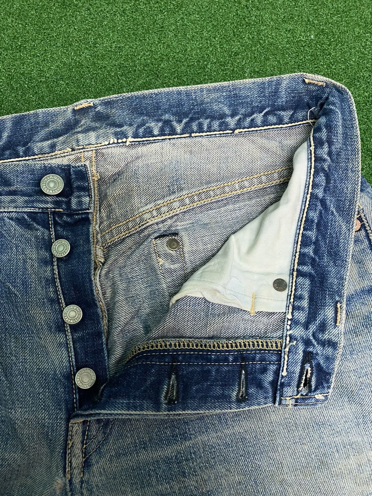 Edition Japan BLUE BLUE JAPAN SALVAGE DENIM SIZE 31 Size US 32 / EU 48 - 8 Thumbnail
