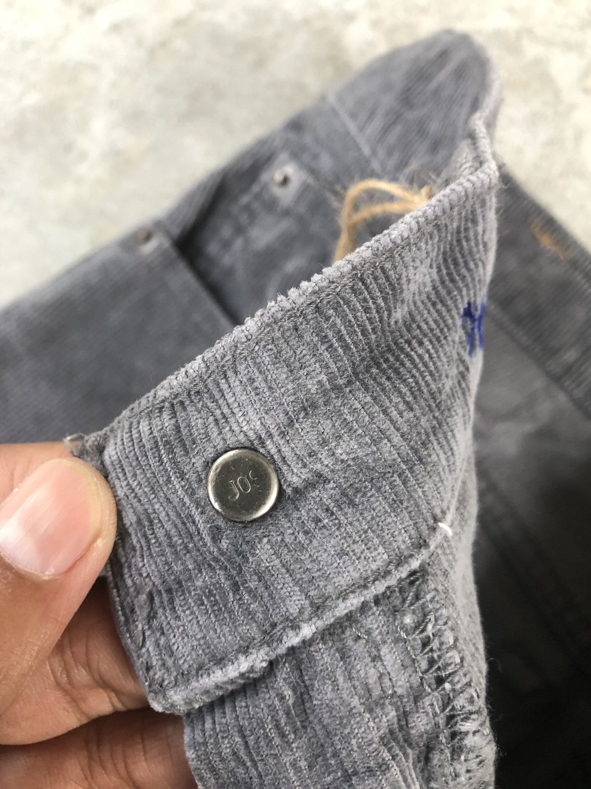 Levi's Vintage 90’s Levi’s Corduroy Pants 515 Japan Size US 29 - 13 Thumbnail