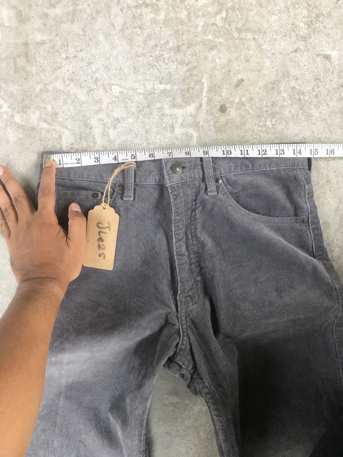 Levi's Vintage 90’s Levi’s Corduroy Pants 515 Japan Size US 29 - 18 Thumbnail