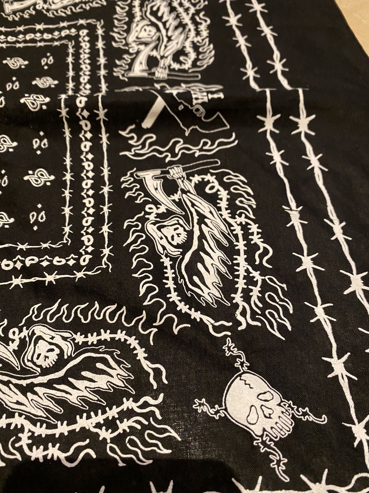 Warren Lotas Warren Lotas black bandana Size ONE SIZE - 7 Thumbnail