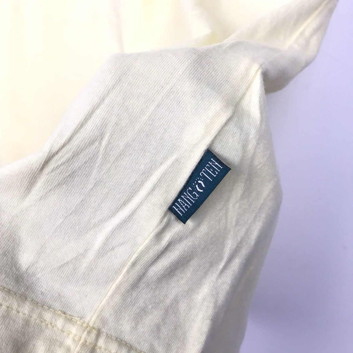 Hang Ten × Vintage Vintage 90s Hang Ten Multicolour Embroidered T Shirt Size US L / EU 52-54 / 3 - 5 Thumbnail