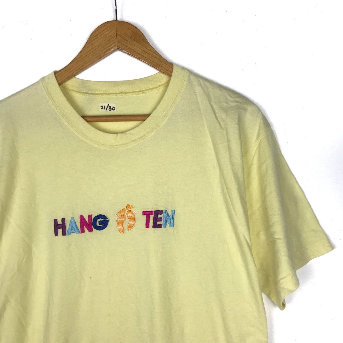 Hang Ten × Vintage Vintage 90s Hang Ten Multicolour Embroidered T Shirt Size US L / EU 52-54 / 3 - 3 Thumbnail