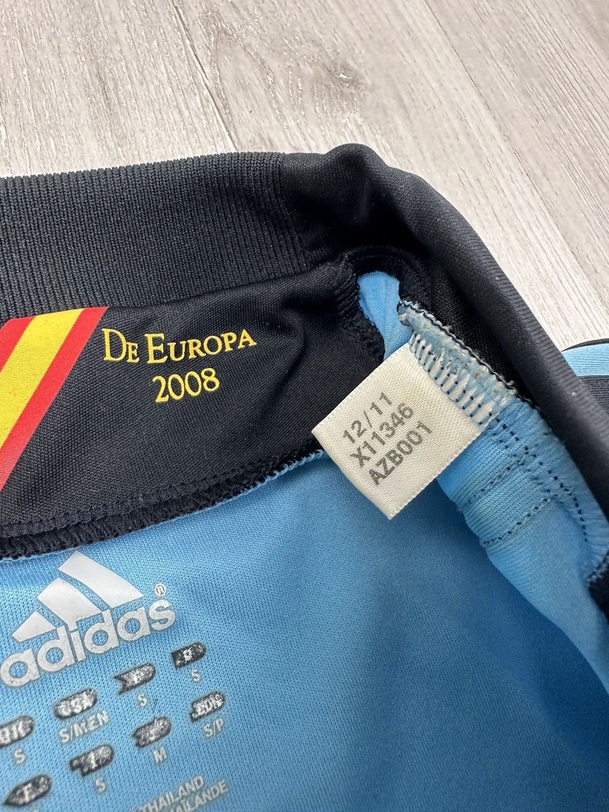 Adidas Spain Jersey Euro Cup 2013 Soccer Football Size US S / EU 44-46 / 1 - 6 Thumbnail