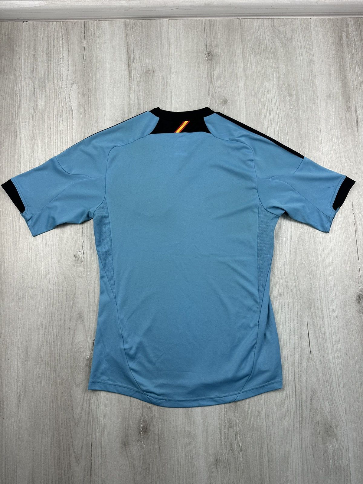 Adidas Spain Jersey Euro Cup 2013 Soccer Football Size US S / EU 44-46 / 1 - 7 Thumbnail