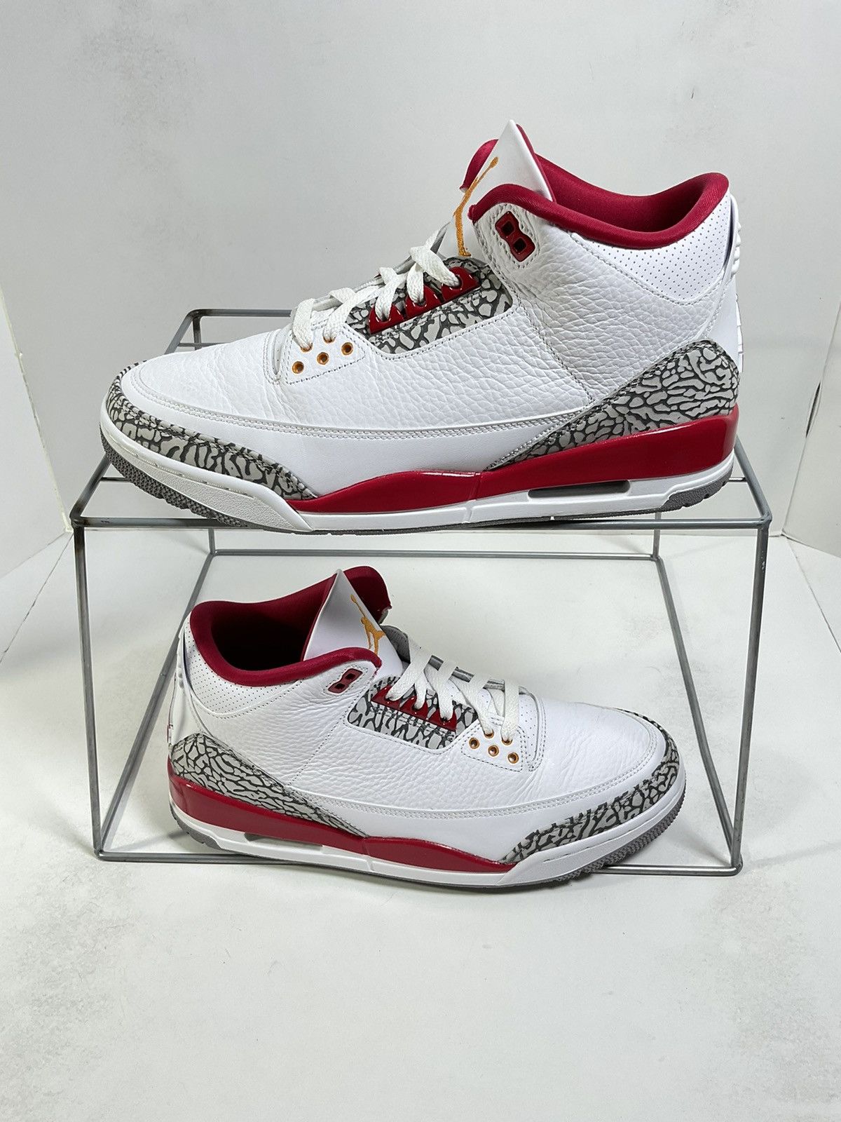 image of Jordan Nike 2022 Jordan 3 Retro Cardinal Red Us11 No Box !! Shoes, Men's