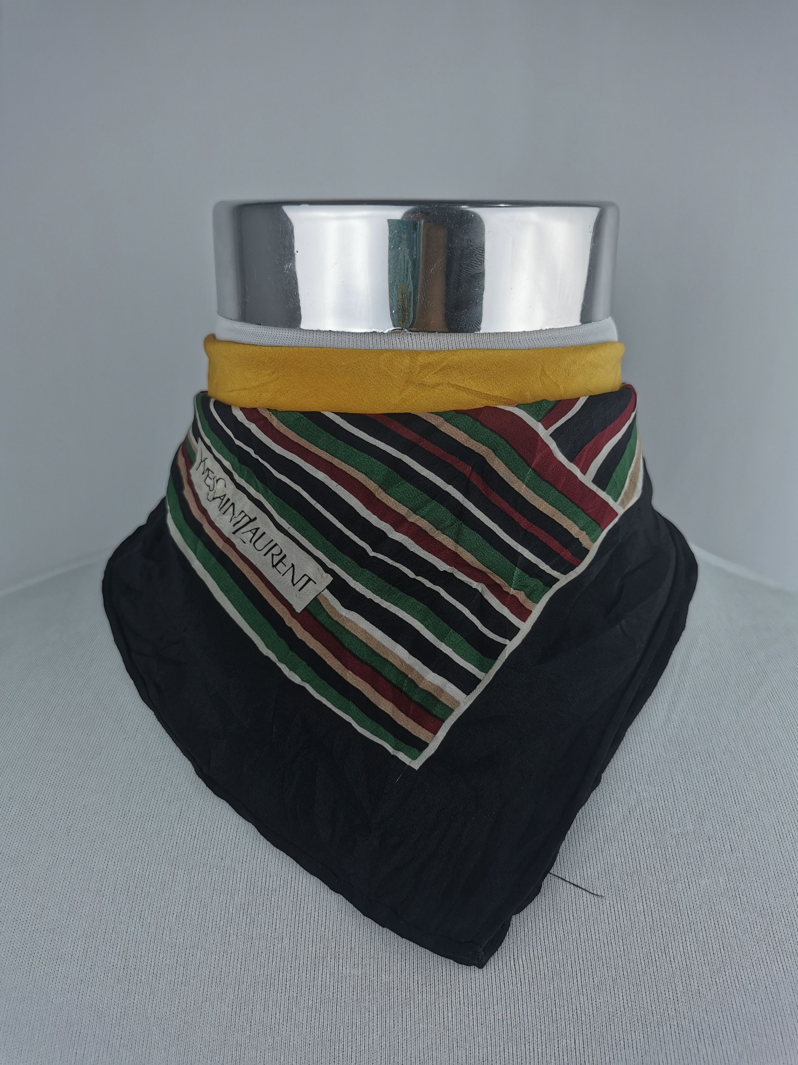 Vintage × Yves Saint Laurent Yves saint laurent handkerchief / bandana / neckerchief Size ONE SIZE - 1 Thumbnail