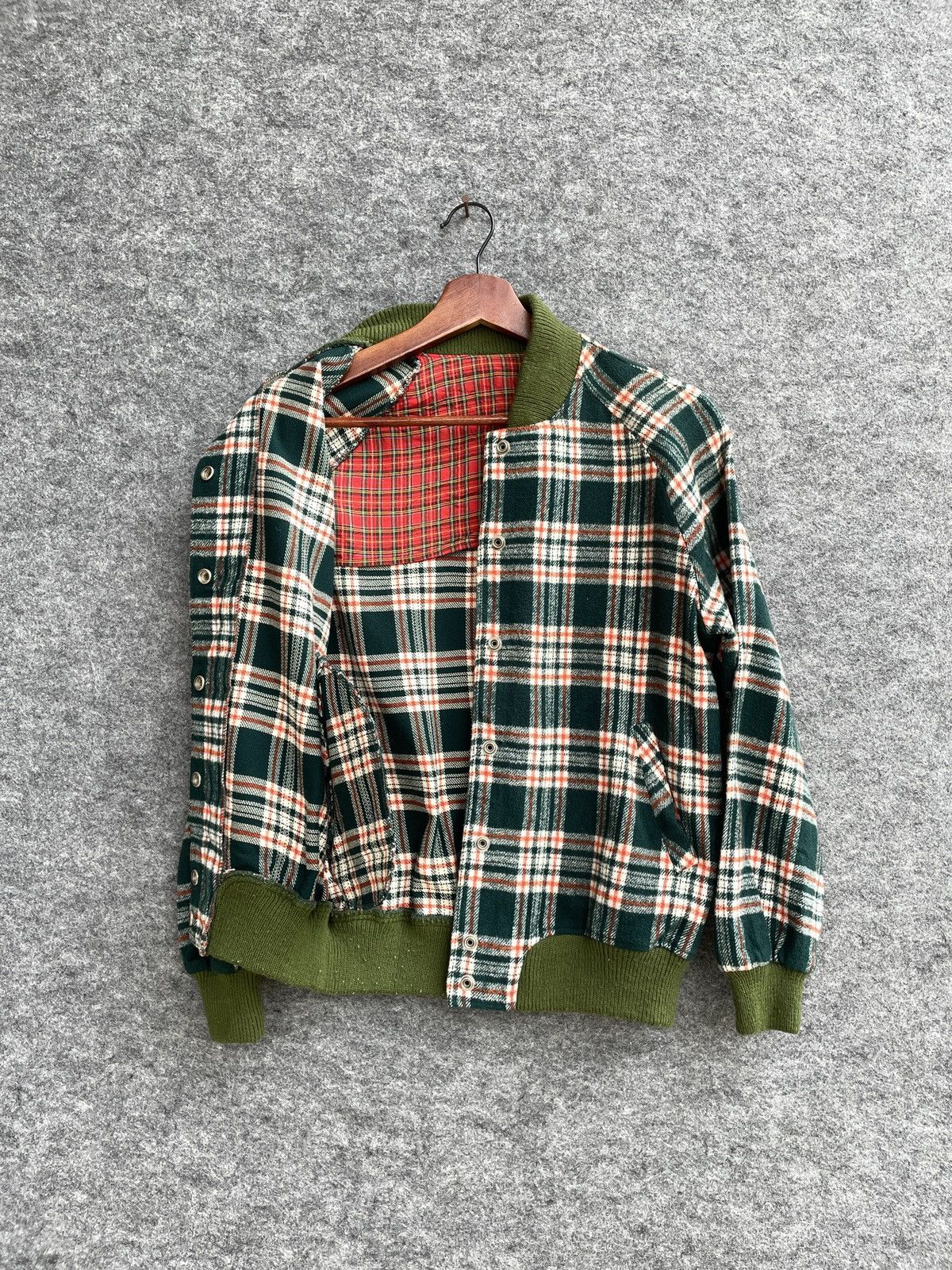 Japanese Brand VINTAGE JAPANESE TARTAN VARSITY JACKET Size US S / EU 44-46 / 1 - 5 Thumbnail