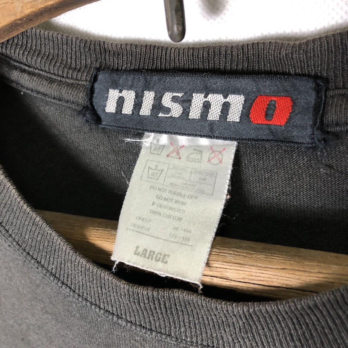 Japanese Brand × Vintage Vintage Nismo Racing Motorsports Distressed Tee Size US L / EU 52-54 / 3 - 8 Thumbnail