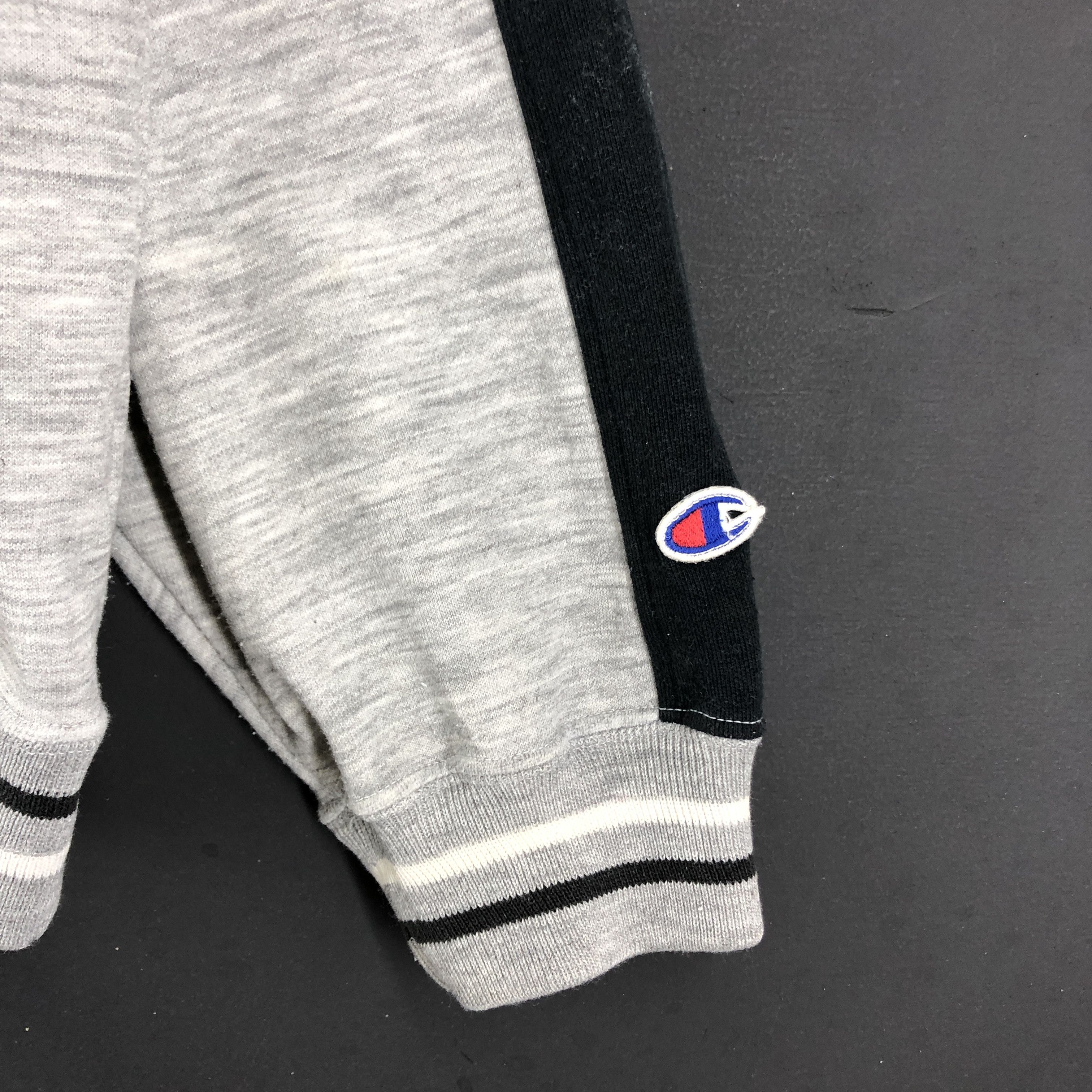 Champion CHAMPION Stripe 1/4 Zip Sweatshirt #1895-40 Size US XL / EU 56 / 4 - 3 Thumbnail