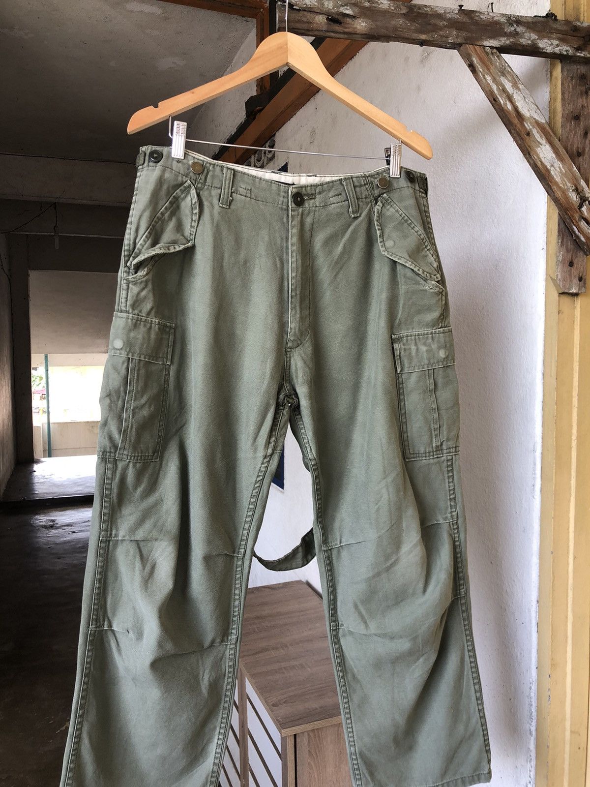 Vintage Vintage Army Loose Cut Distressed Cargo Pants Size US 34 / EU 50 - 9 Thumbnail