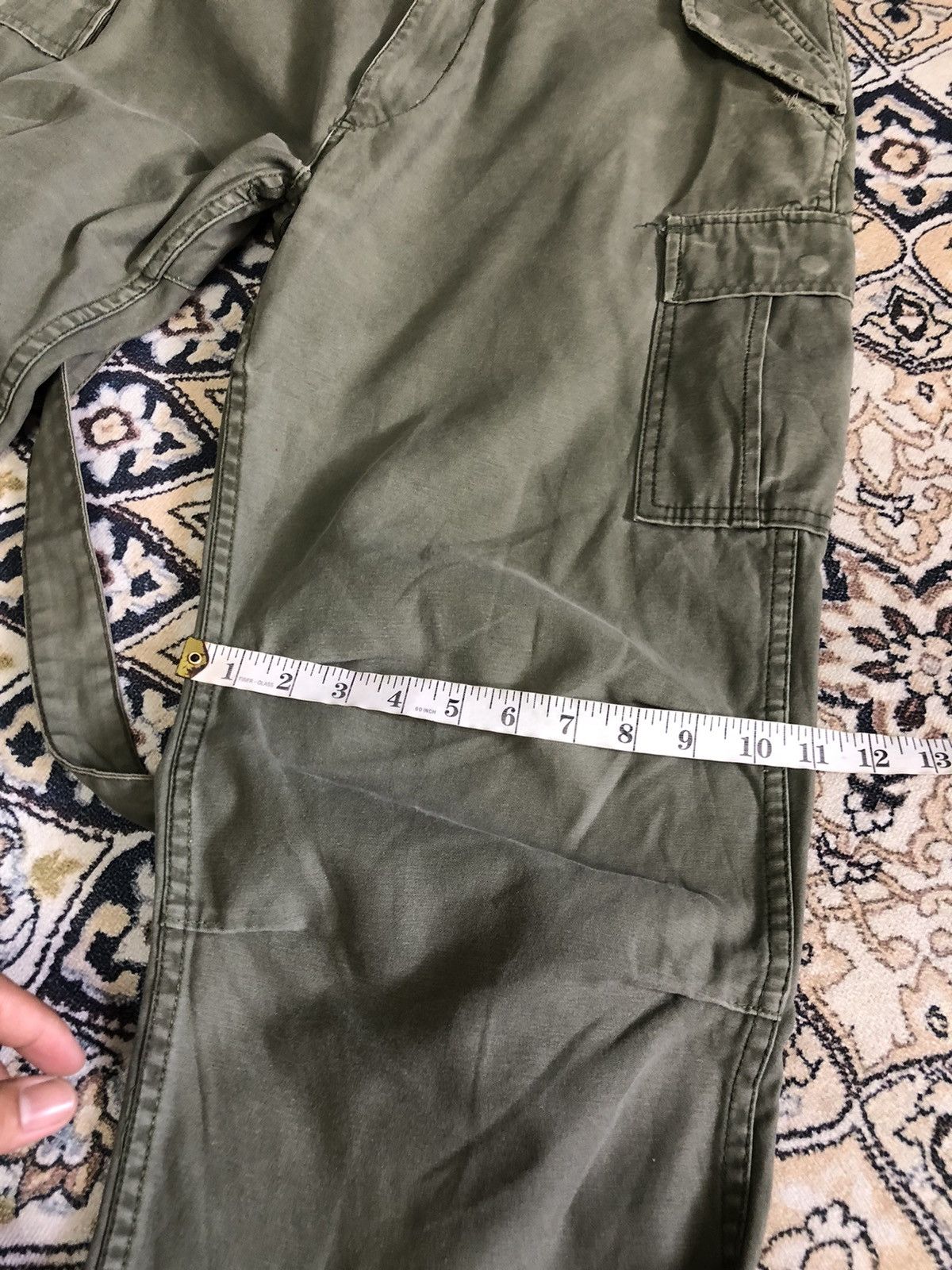 Vintage Vintage Army Loose Cut Distressed Cargo Pants Size US 34 / EU 50 - 22 Thumbnail