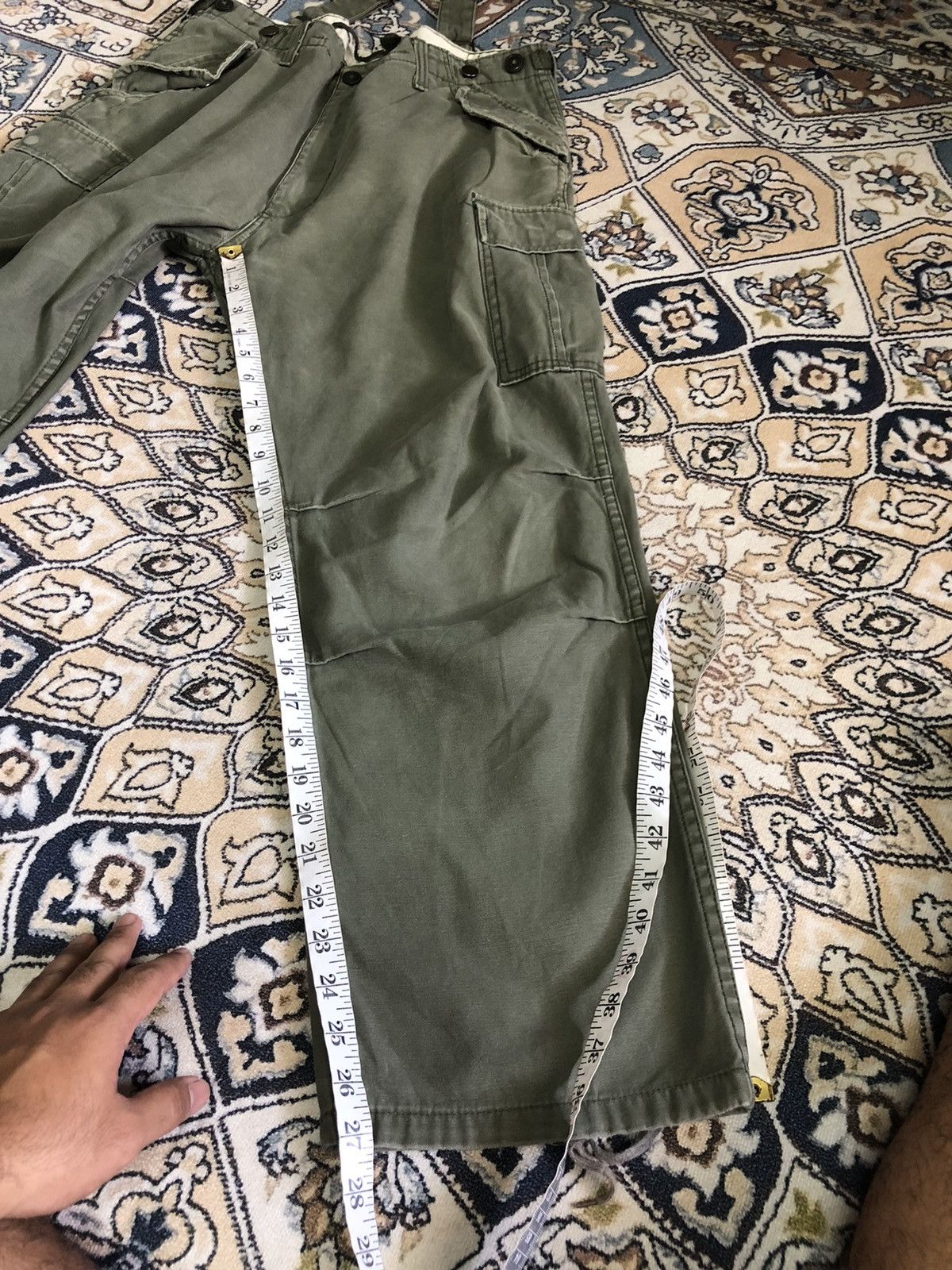 Vintage Vintage Army Loose Cut Distressed Cargo Pants Size US 34 / EU 50 - 24 Thumbnail