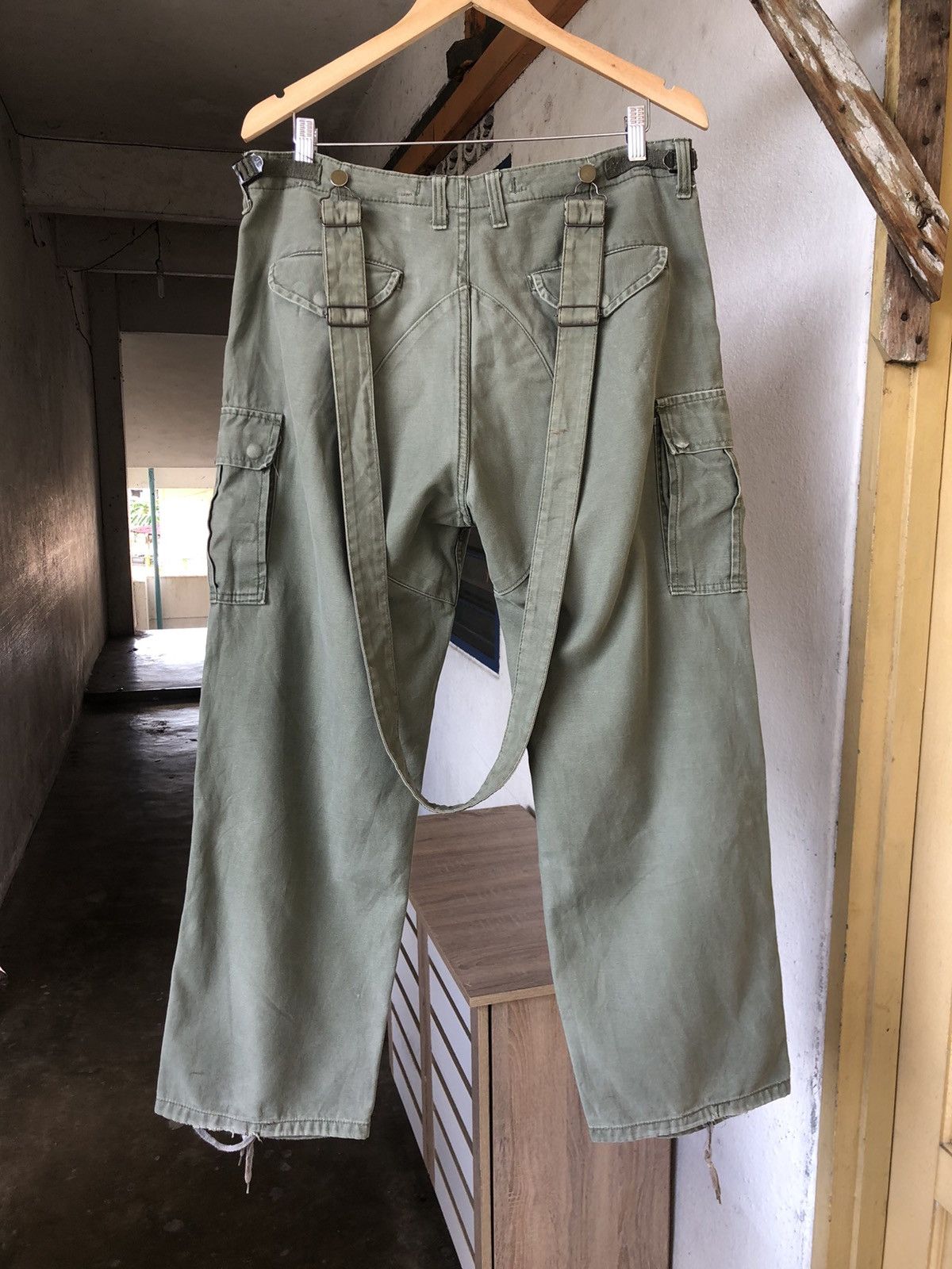 image of Military x Vintage Army Loose Cut Distressed Cargo Pants in Faded Green, Men's (Size 34)