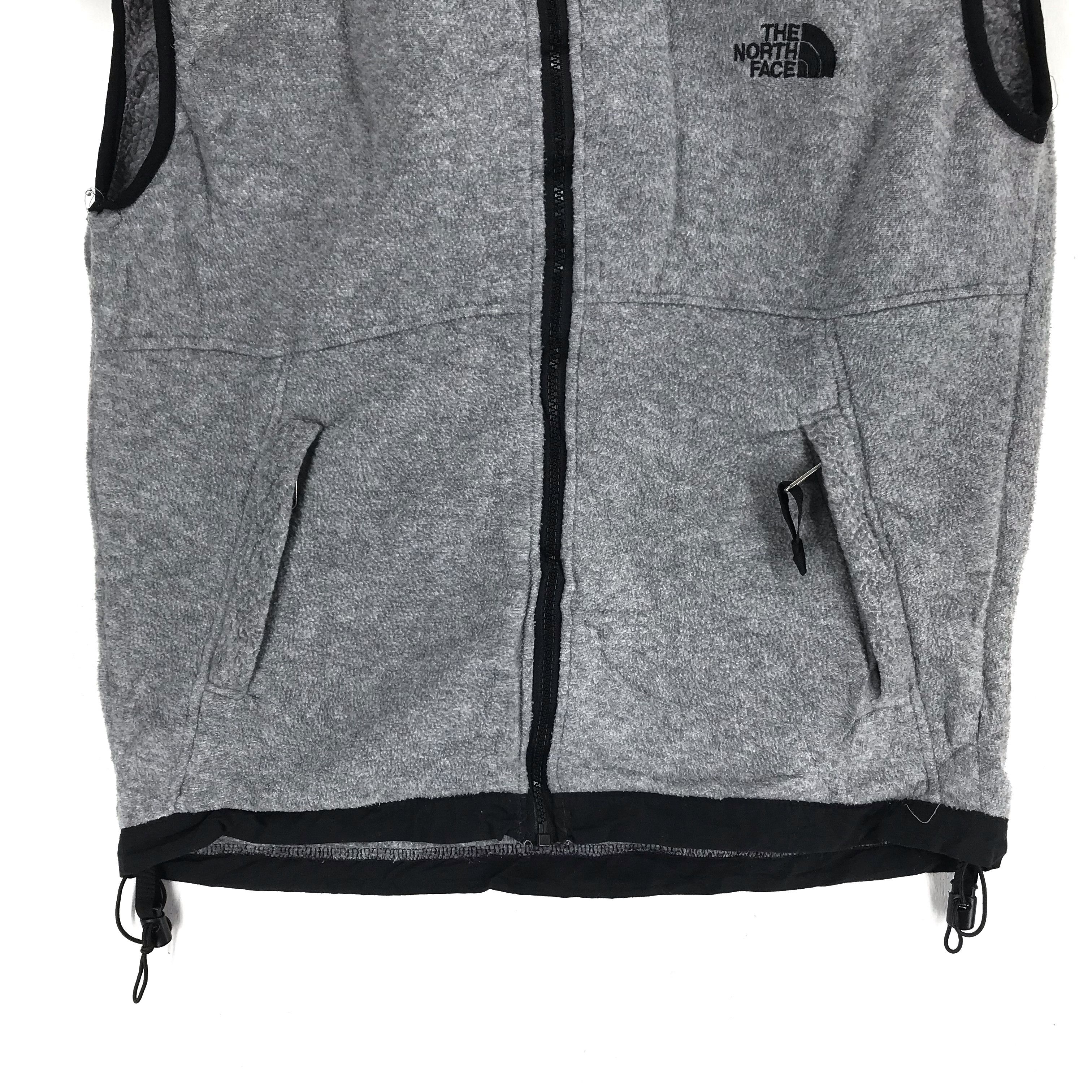 The North Face TNF Fleece Vest #2555-100 Size US M / EU 48-50 / 2 - 4 Thumbnail