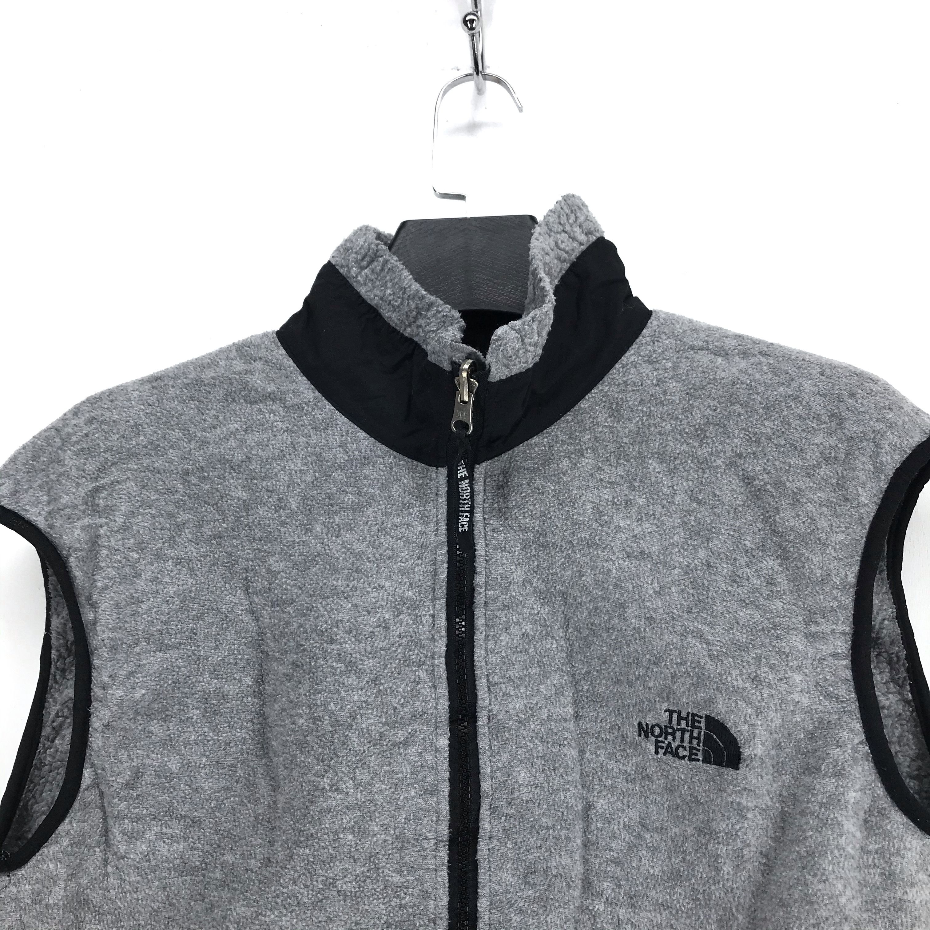 The North Face TNF Fleece Vest #2555-100 Size US M / EU 48-50 / 2 - 2 Thumbnail