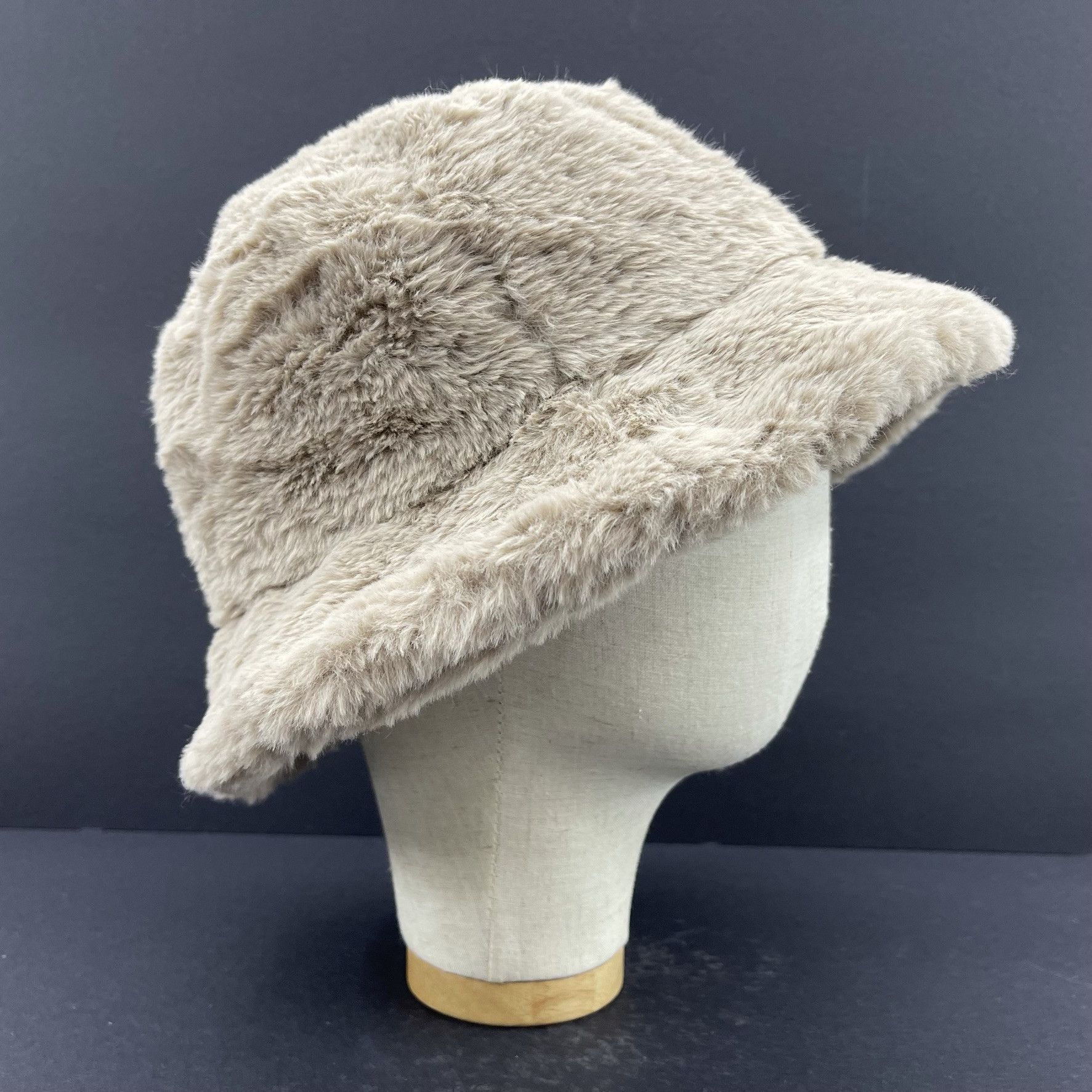 Japanese Brand Wego Fur Nice Design Bucket Hats-BH3180 Size ONE SIZE - 3 Thumbnail