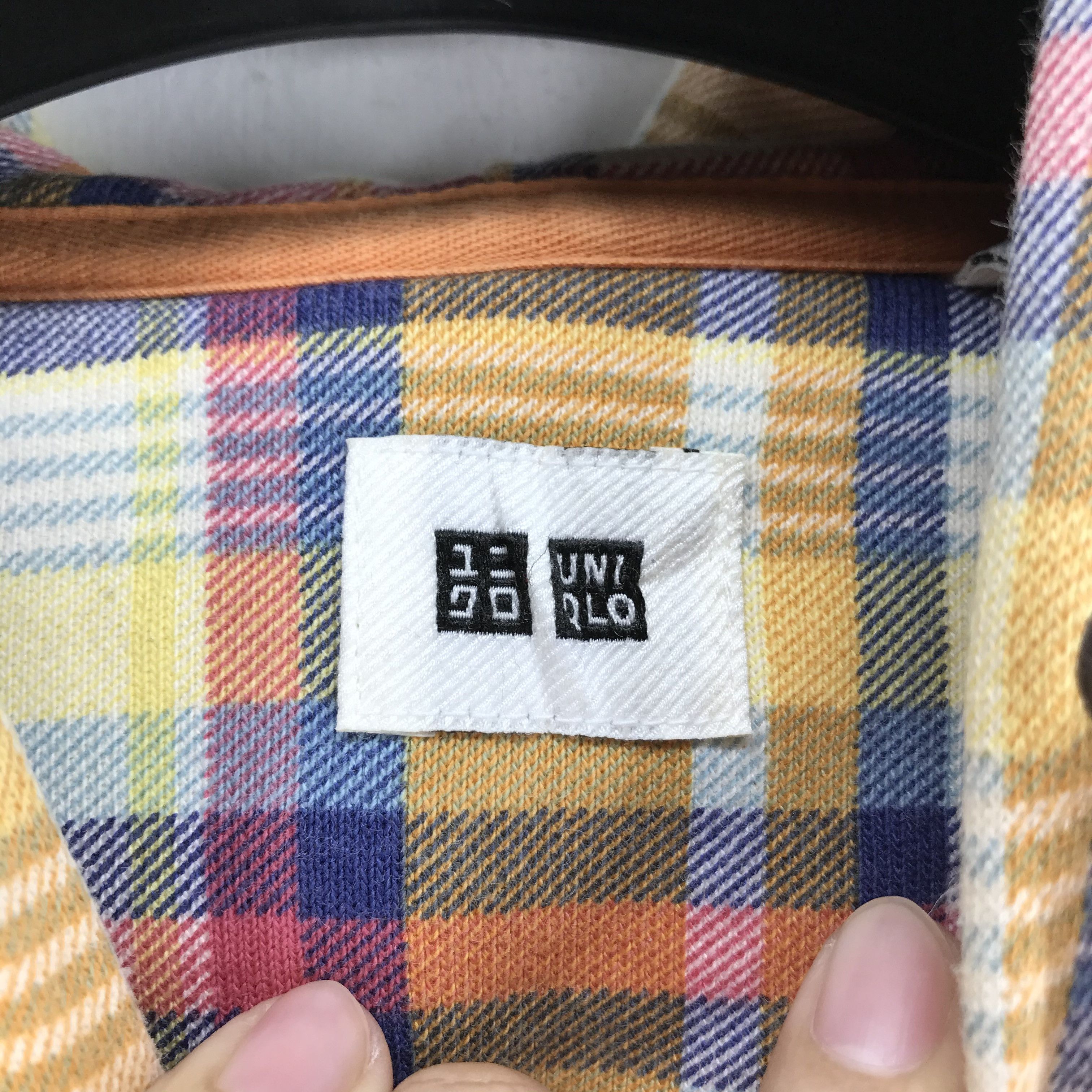 Uniqlo Uniqlo Checked Zip Up Hoodies Sweatshirt #2576-101 Size US S / EU 44-46 / 1 - 5 Thumbnail