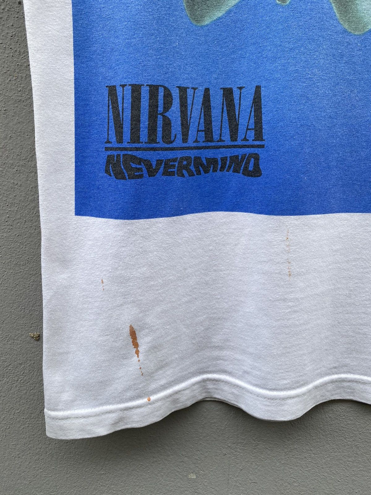 Band Tees 2000s Distress NIRVANA “Nevermind” Masterpiece Grunge Tee Size US S / EU 44-46 / 1 - 3 Thumbnail