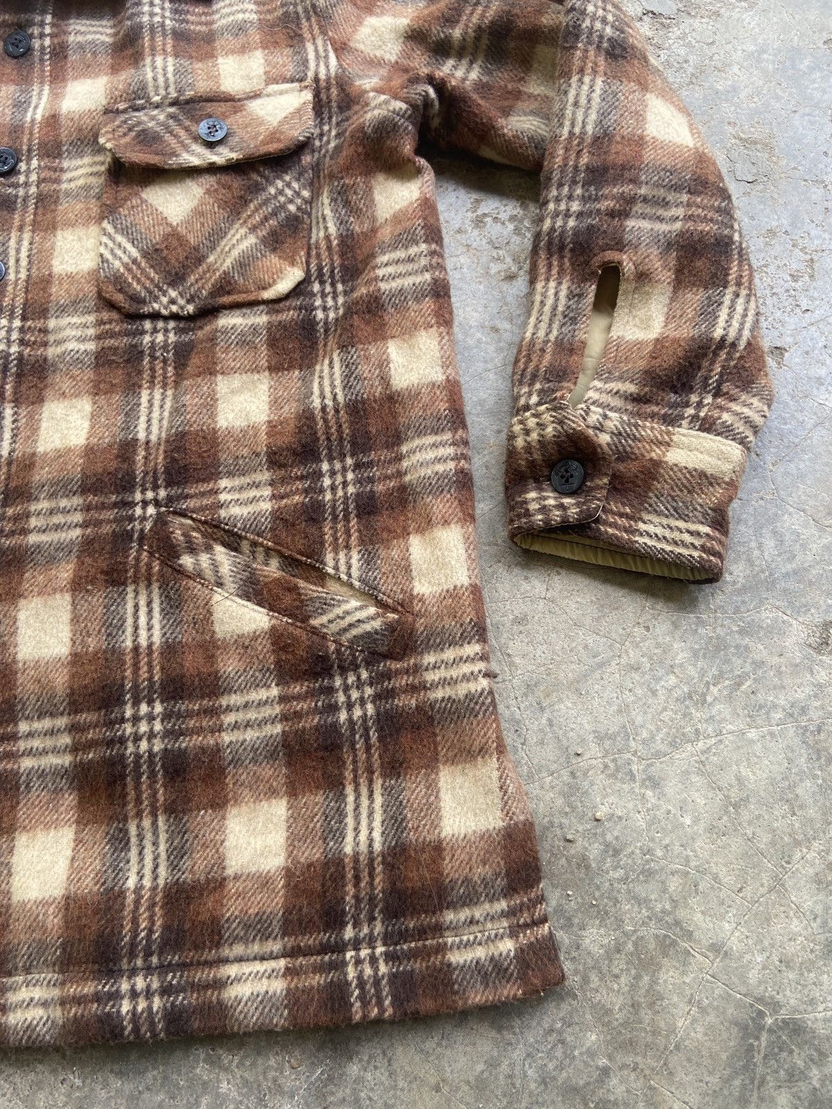 Flannel Vintage Beaver’s Button Up Checkered Wool Flannel Size US L / EU 52-54 / 3 - 4 Thumbnail