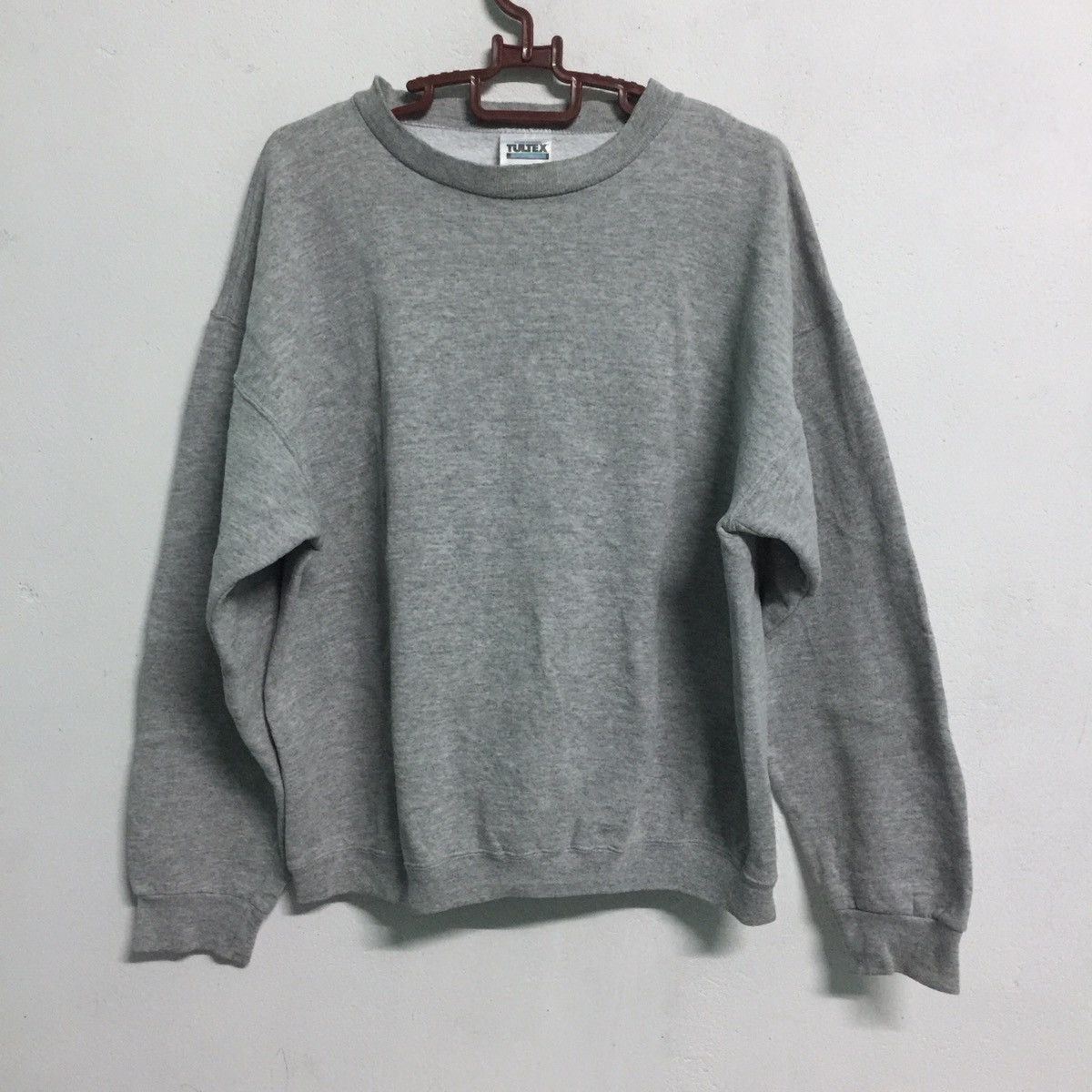 Tultex Vintage Sweatshirt MADE IN USA Size on tag L Size US L / EU 52-54 / 3 - 1 Thumbnail