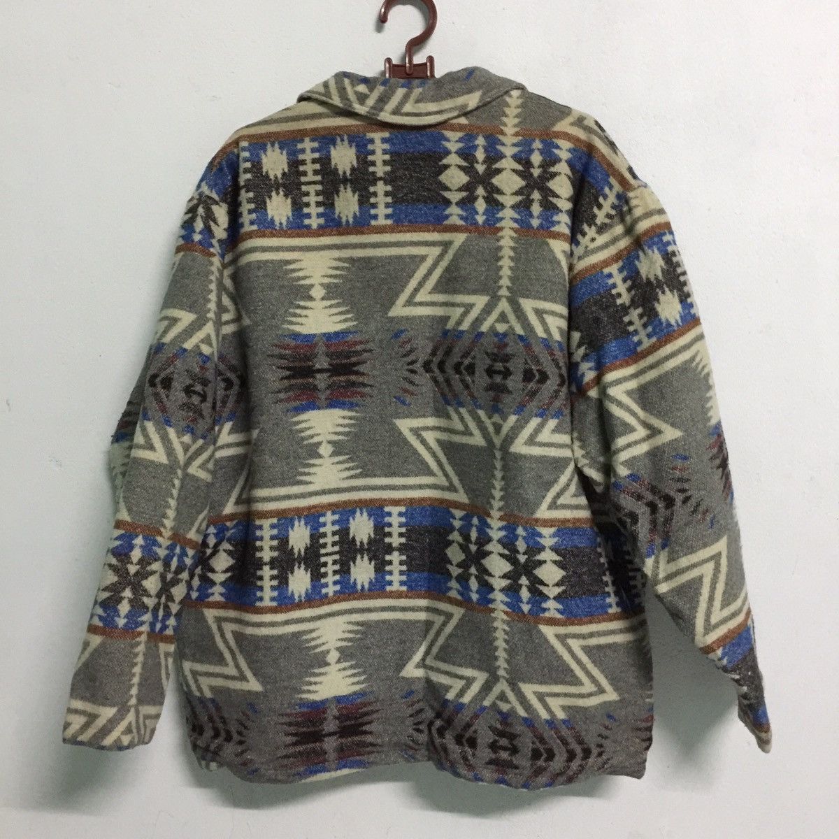Japanese Brand Rare Vtg Avanez Paris Navajo Overprint Design Jacket Button Size US L / EU 52-54 / 3 - 4 Thumbnail