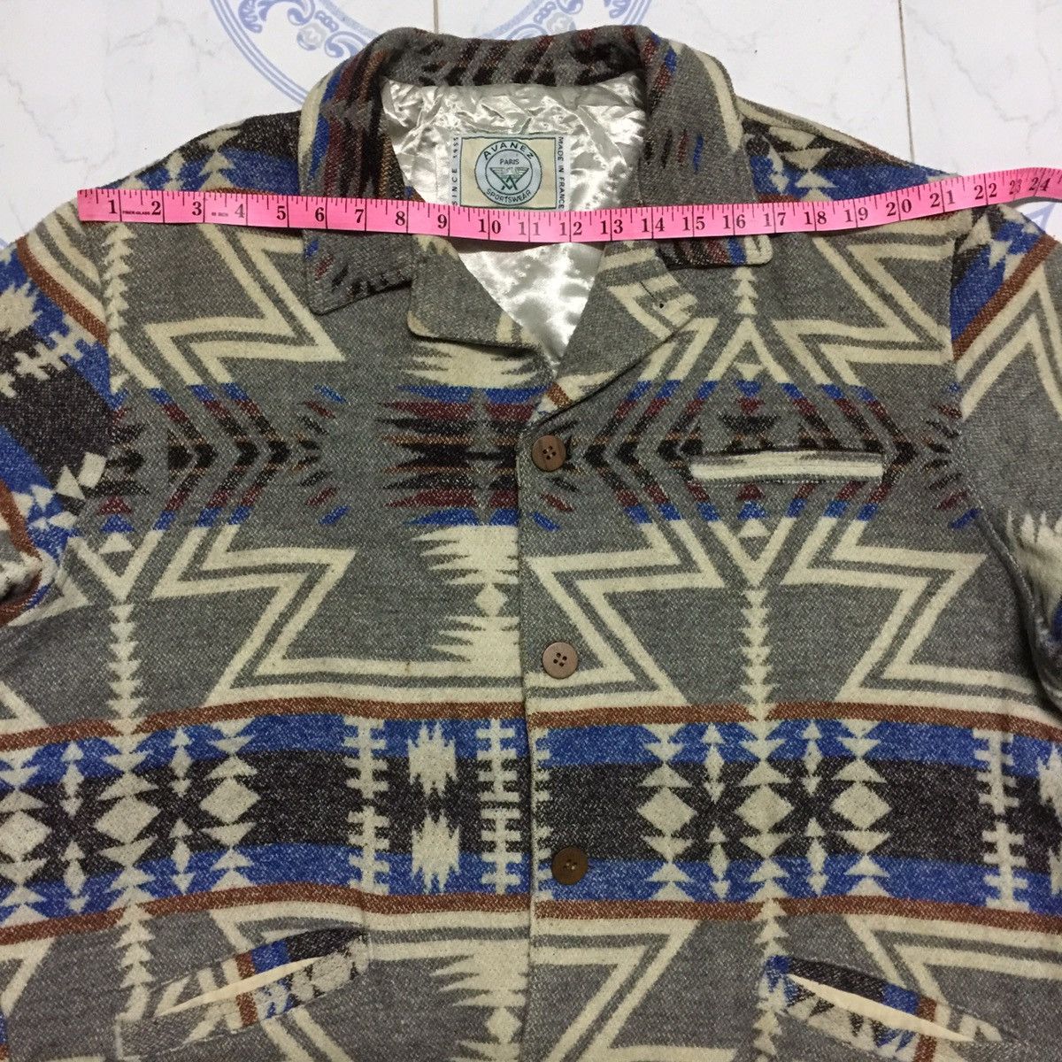 Japanese Brand Rare Vtg Avanez Paris Navajo Overprint Design Jacket Button Size US L / EU 52-54 / 3 - 7 Thumbnail
