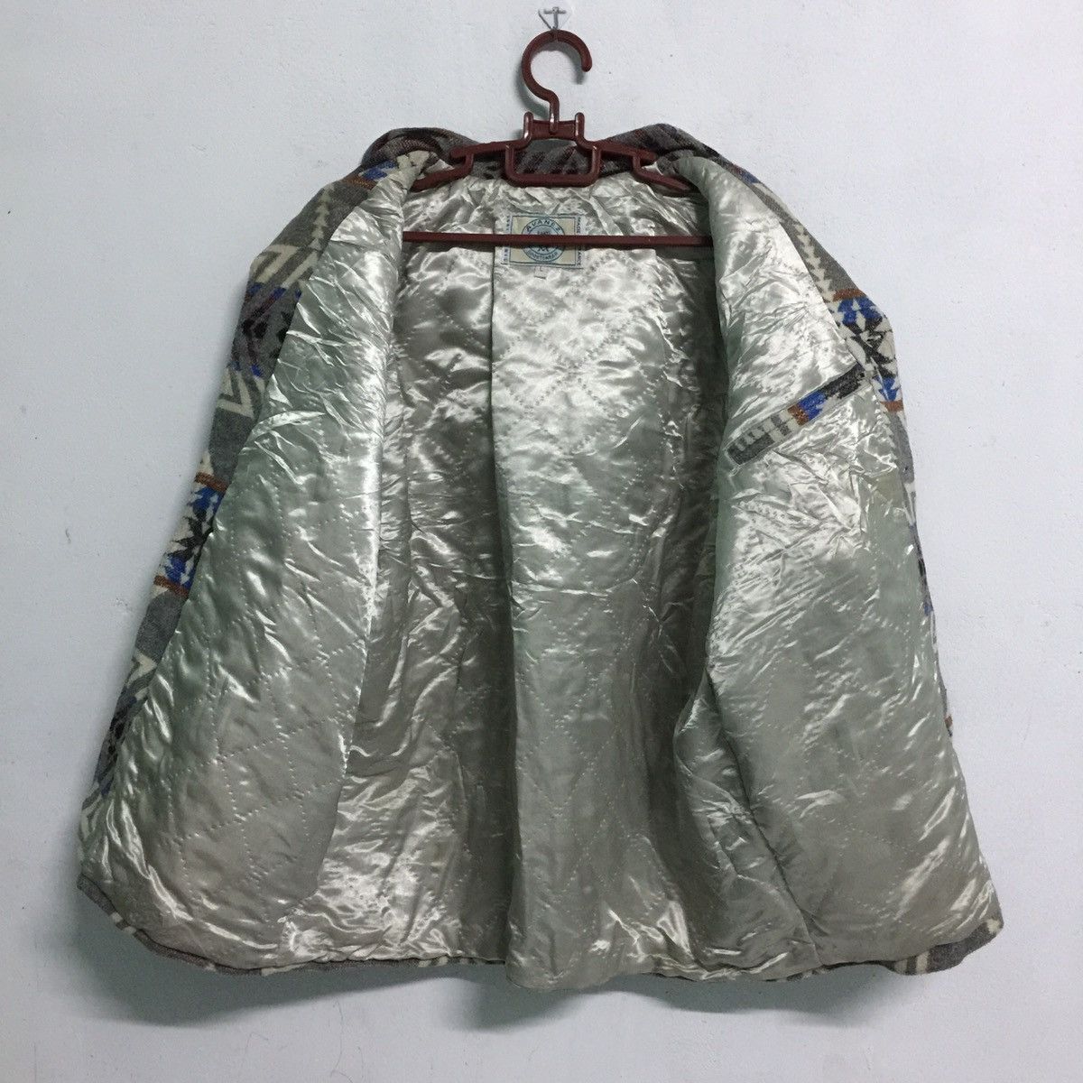 Japanese Brand Rare Vtg Avanez Paris Navajo Overprint Design Jacket Button Size US L / EU 52-54 / 3 - 5 Thumbnail