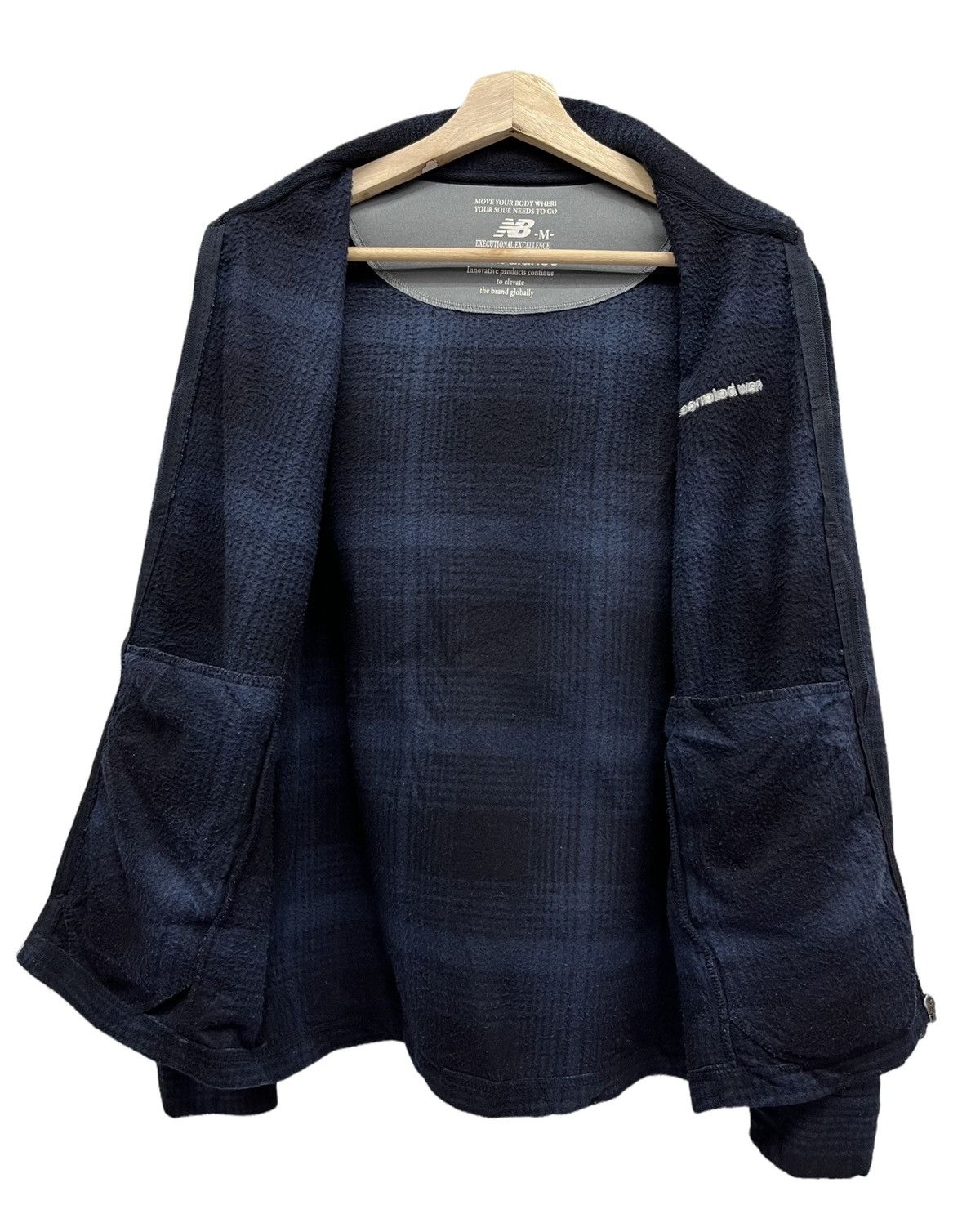 New Balance Vintage 90’s NEW BALANCE Tartan Plaid Fleece Jacket Size US S / EU 44-46 / 1 - 5 Thumbnail