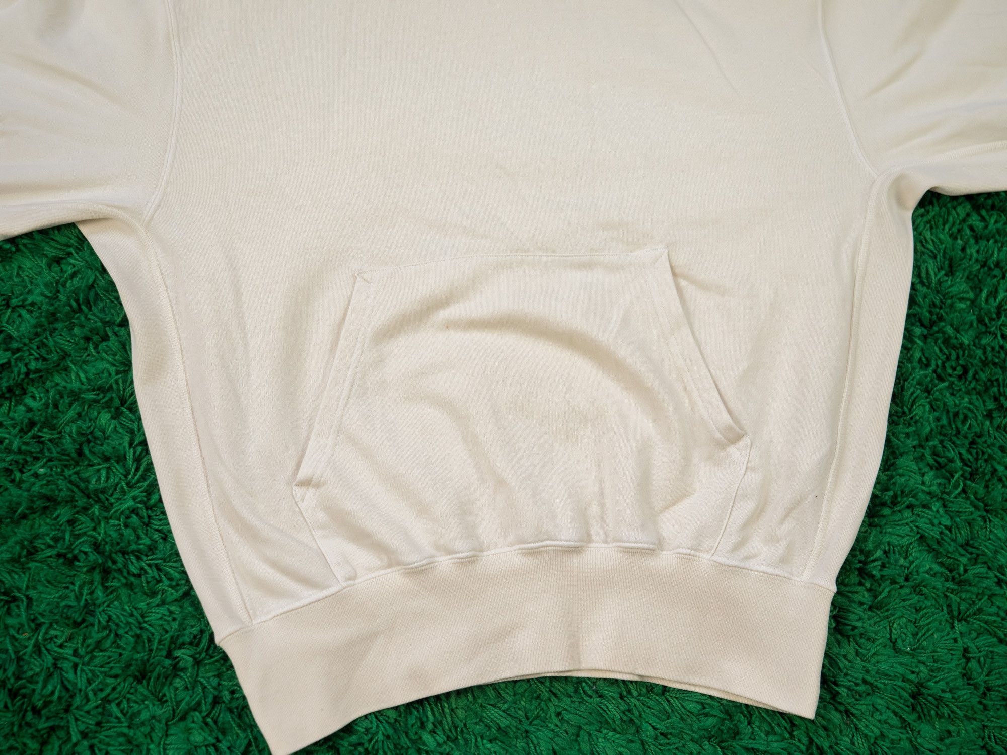 Yeezy YEEZY SEASON 4 Boxy Fit Cotton HOODIE Beige (L) Size US M / EU 48-50 / 2 - 4 Thumbnail