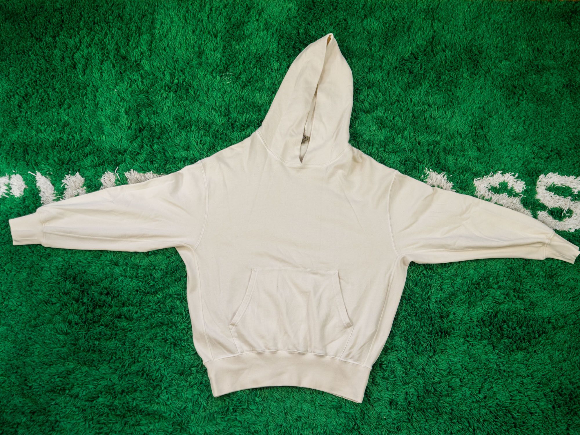 Yeezy YEEZY SEASON 4 Boxy Fit Cotton HOODIE Beige (L) Size US M / EU 48-50 / 2 - 3 Thumbnail