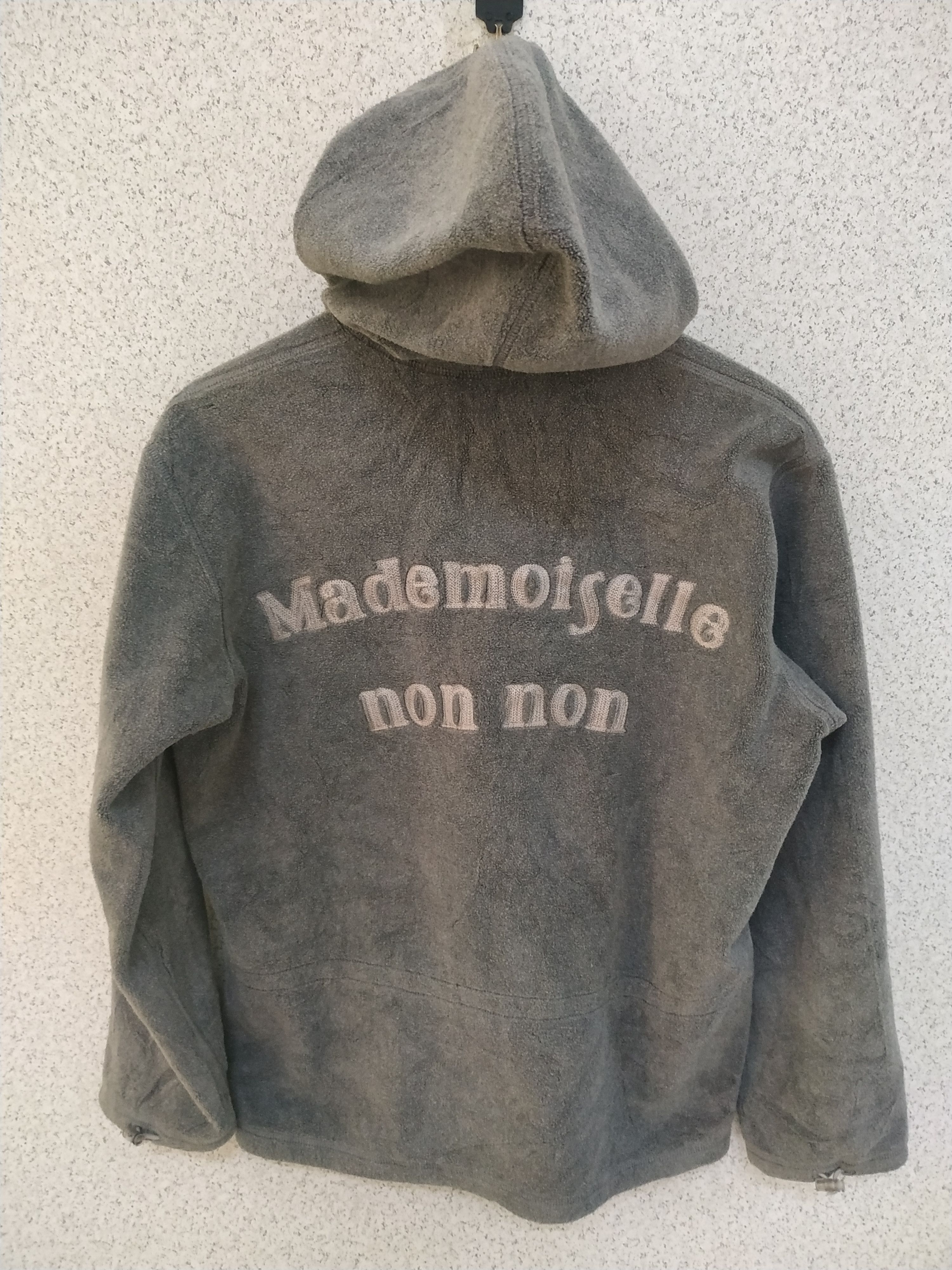 Japanese Brand Vintage Mademoiselle Non Non Fleece Hoodie Made in Japan Size US M / EU 48-50 / 2 - 1 Thumbnail