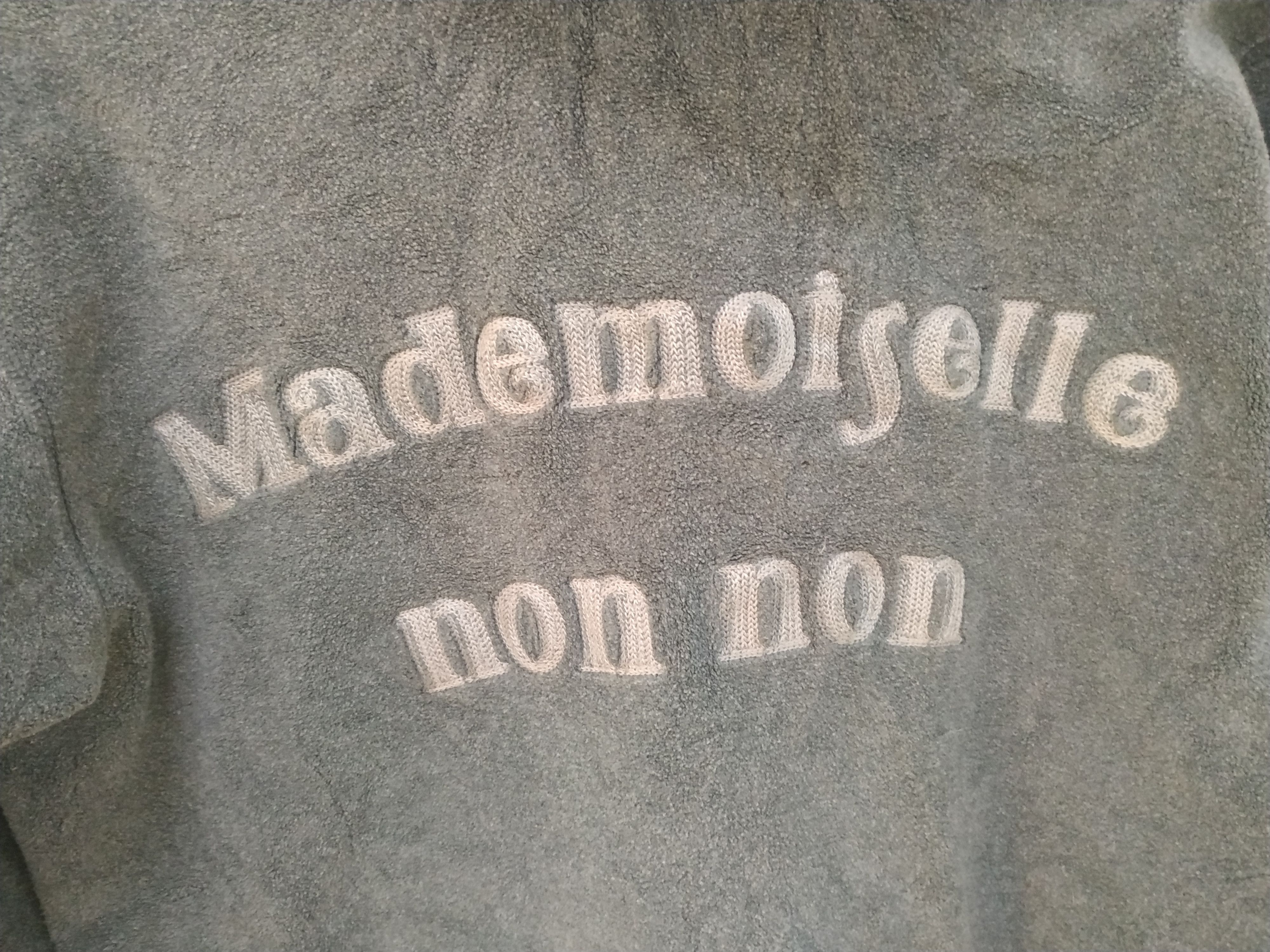 Japanese Brand Vintage Mademoiselle Non Non Fleece Hoodie Made in Japan Size US M / EU 48-50 / 2 - 3 Thumbnail