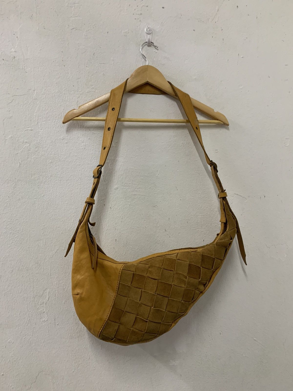 Japanese Brand Rare Banana Leather Bag Woven Size ONE SIZE - 2 Thumbnail