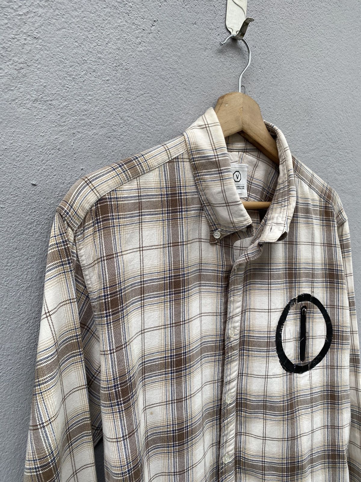 Visvim Visvim Shadow Plaid Checkered with Circle Zip Pocket Brown Size US M / EU 48-50 / 2 - 12 Thumbnail