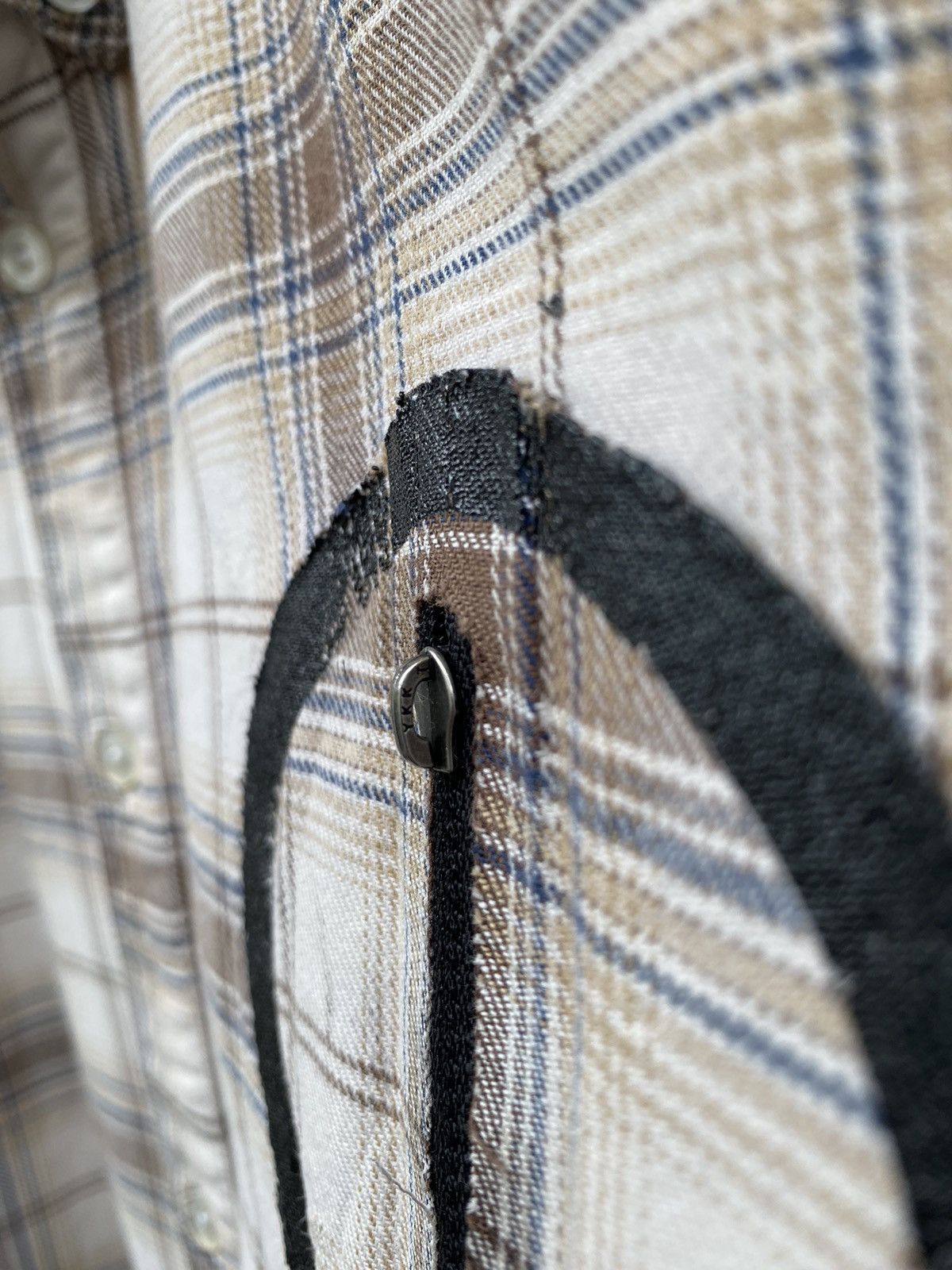 Visvim Visvim Shadow Plaid Checkered with Circle Zip Pocket Brown Size US M / EU 48-50 / 2 - 7 Thumbnail