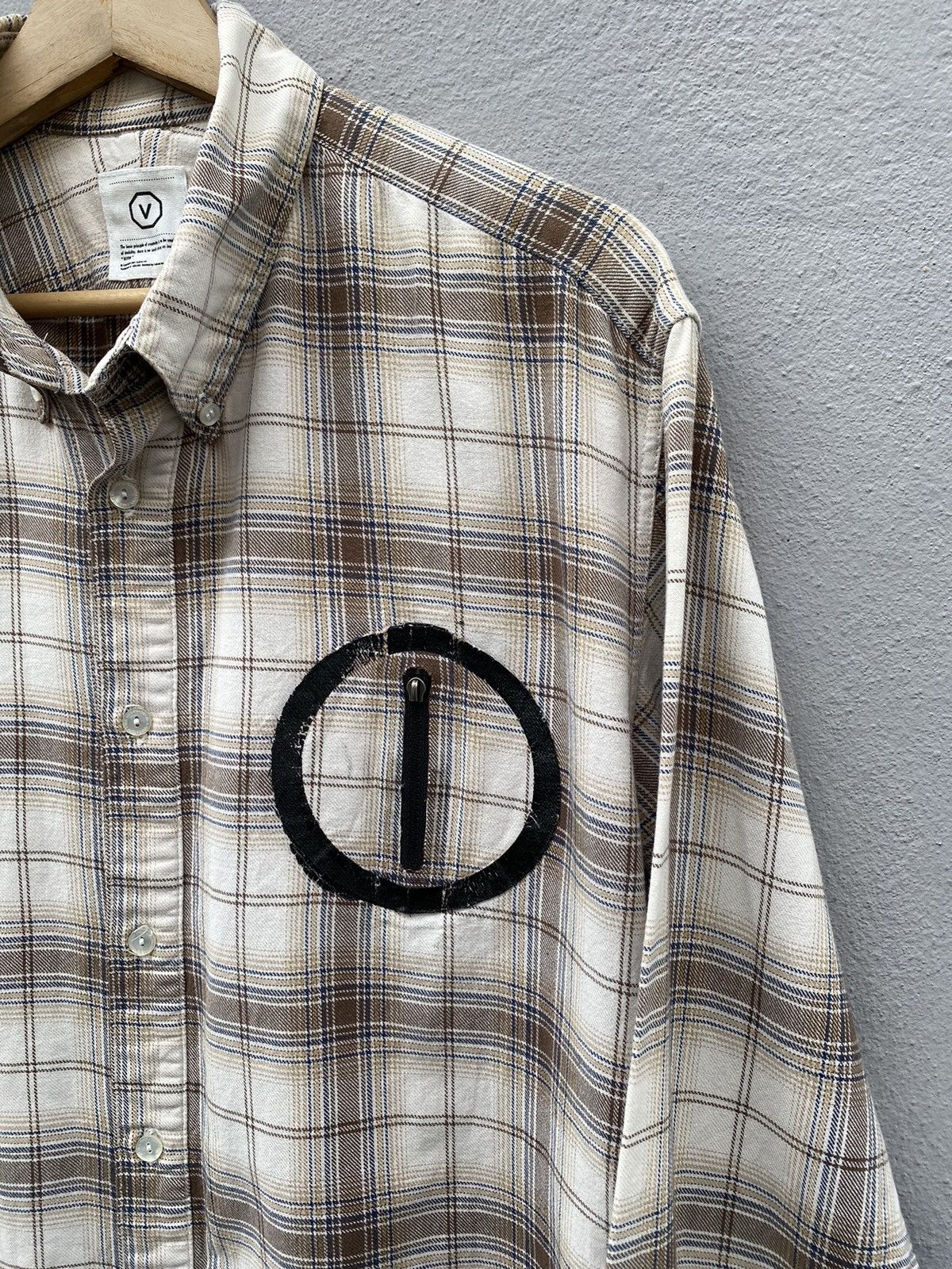 Visvim Visvim Shadow Plaid Checkered with Circle Zip Pocket Brown Size US M / EU 48-50 / 2 - 5 Thumbnail