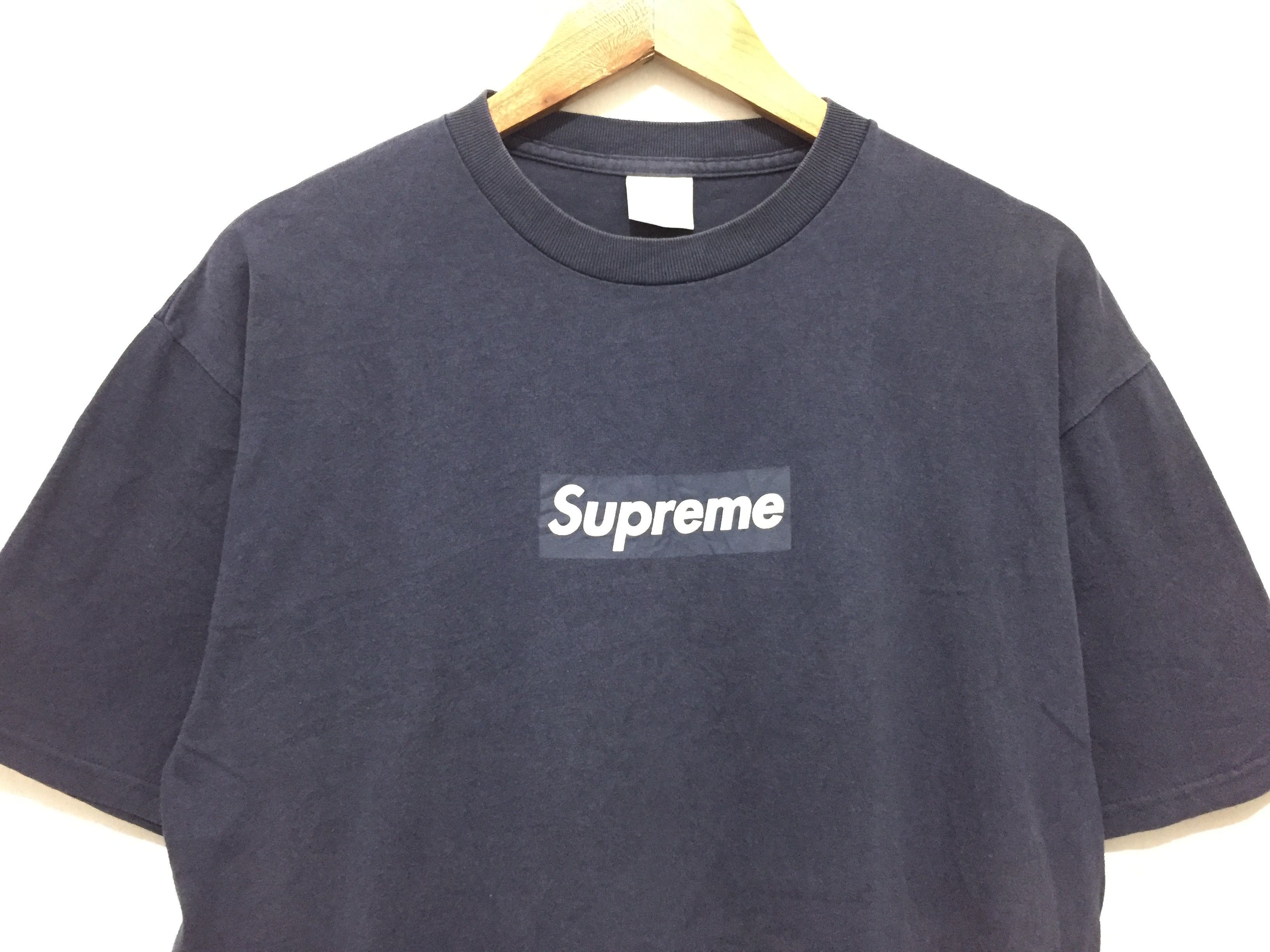 Supreme 1999 Navy Box Logo tee Size US L / EU 52-54 / 3 - 4 Thumbnail