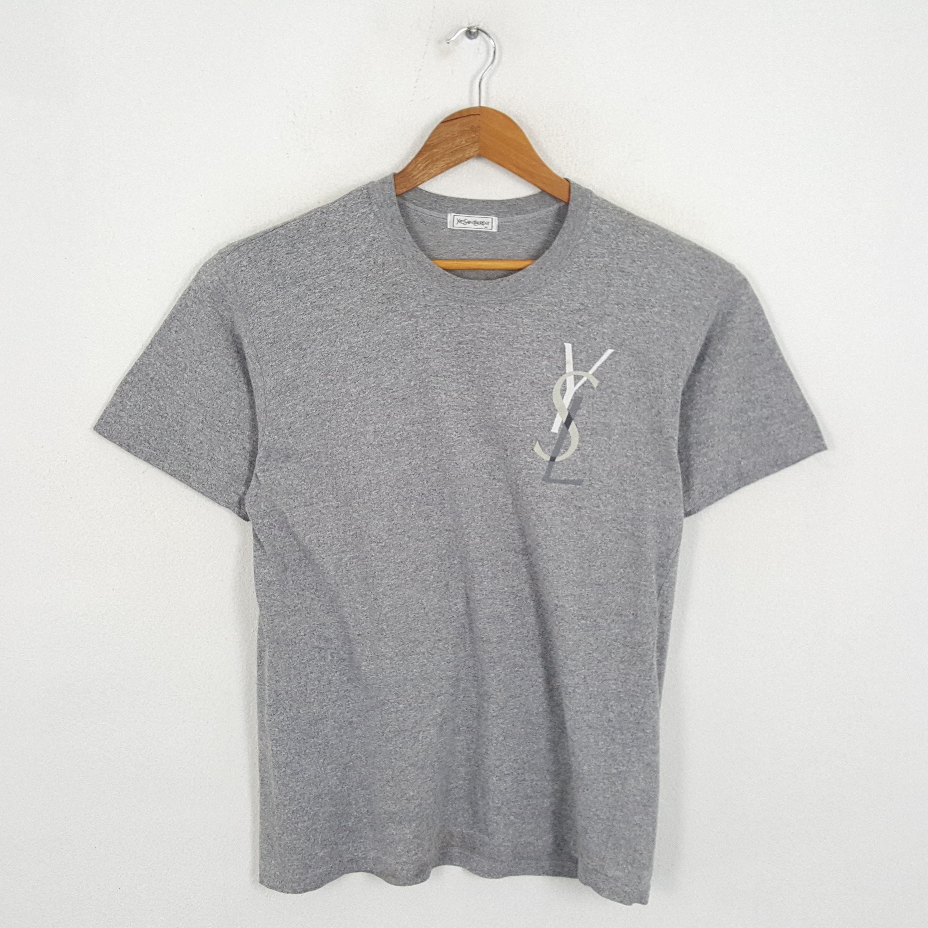 Vintage YVES SAINT LAURENT Italian Luxury Brand T-Shirt