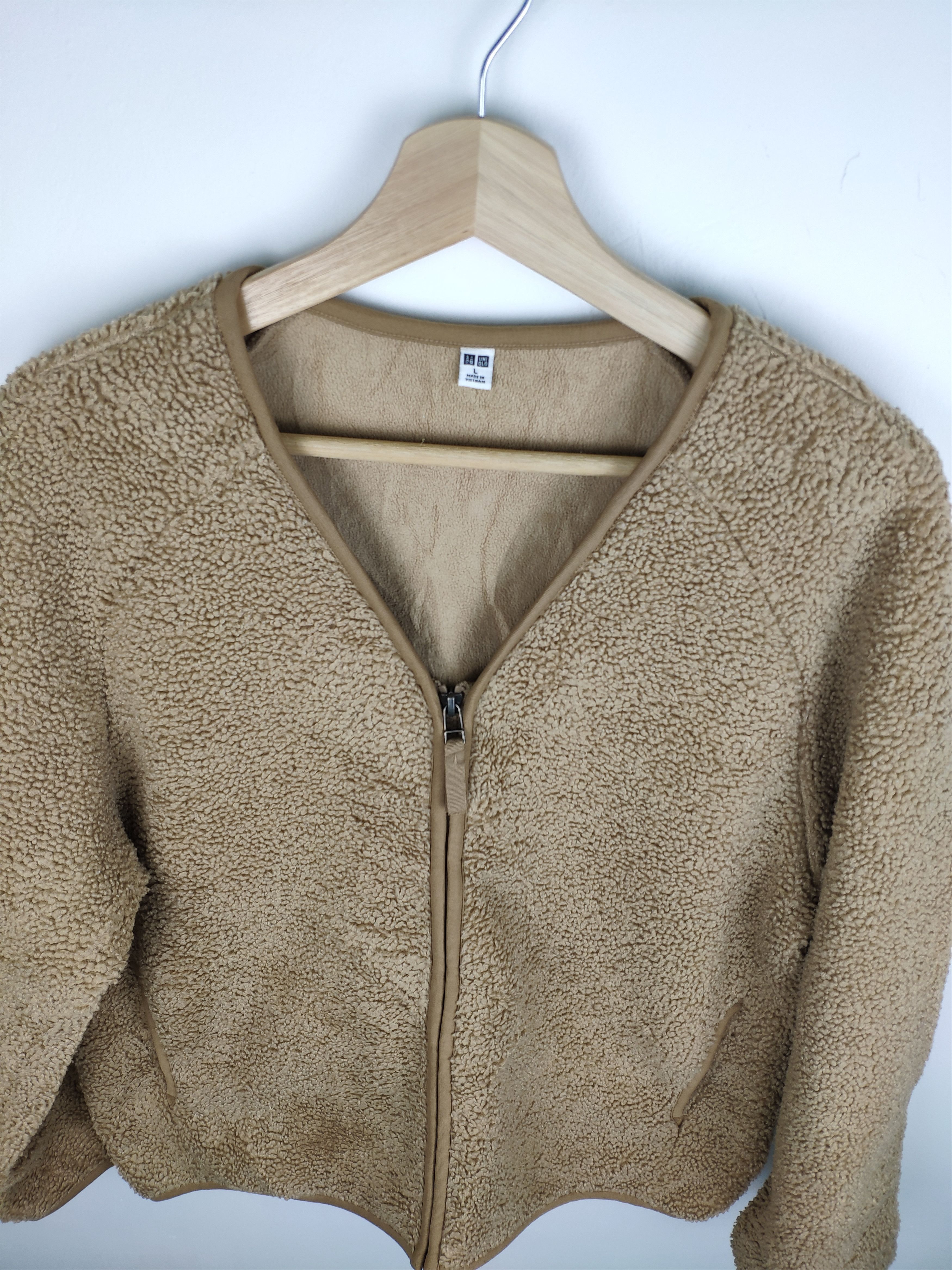 Japanese Brand × Uniqlo Uniqlo Cardigan Sherpa Jacket V Neck Size US M / EU 48-50 / 2 - 3 Thumbnail