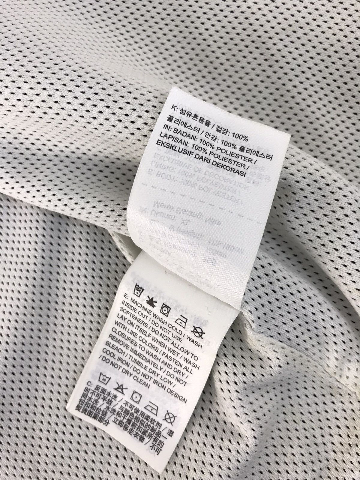 Nike Dept. of Nike Archieves Windbreaker Jacket Nylon K876j Size US XL / EU 56 / 4 - 9 Thumbnail