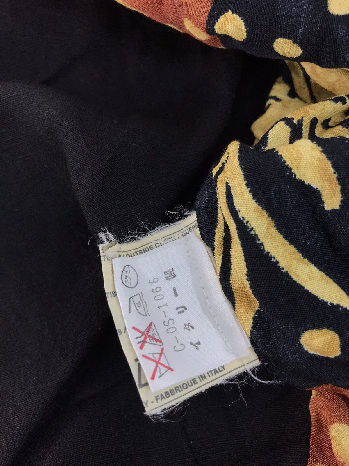 Cortigiani I Cortigiani Italy Made Jacket Abstract Design Button Style Size US L / EU 52-54 / 3 - 8 Thumbnail