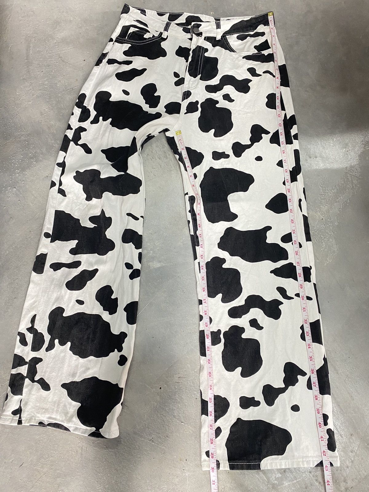 Fashion🔥Cowhide Patterned Baggy Denim