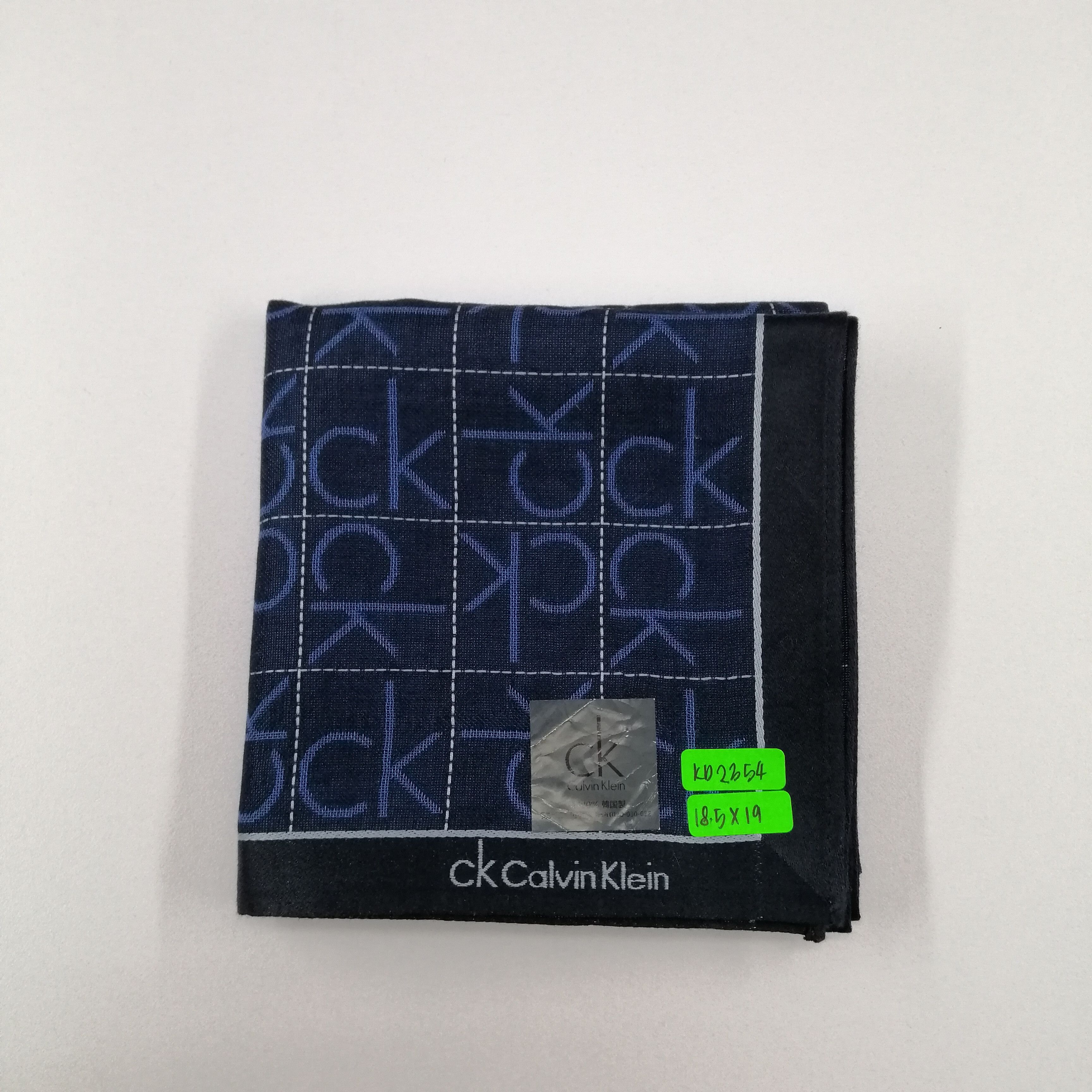 Calvin Klein Calvin Klein Handkerchief/Neckerchief/Bandana-KD2354 Size ONE SIZE - 6 Thumbnail