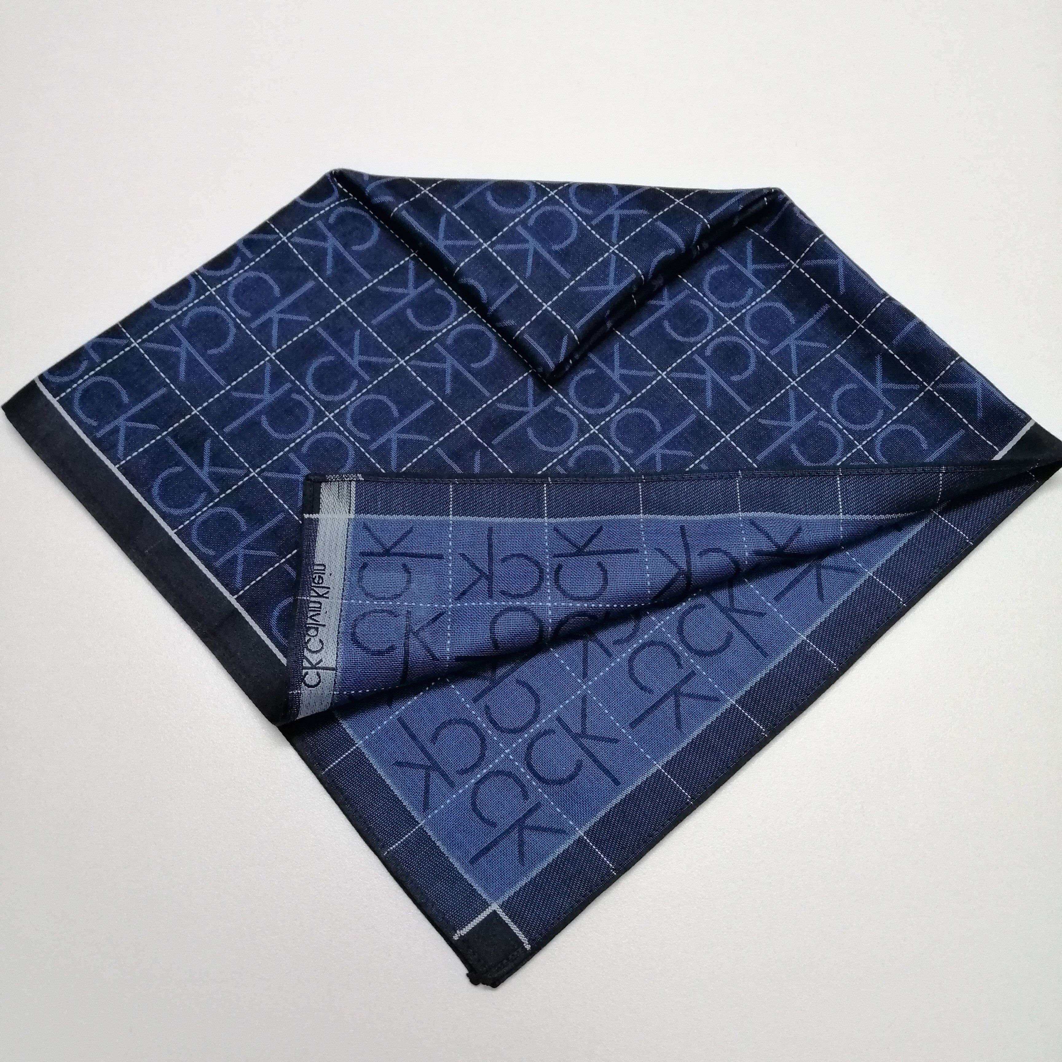 Calvin Klein Calvin Klein Handkerchief/Neckerchief/Bandana-KD2354 Size ONE SIZE - 5 Thumbnail