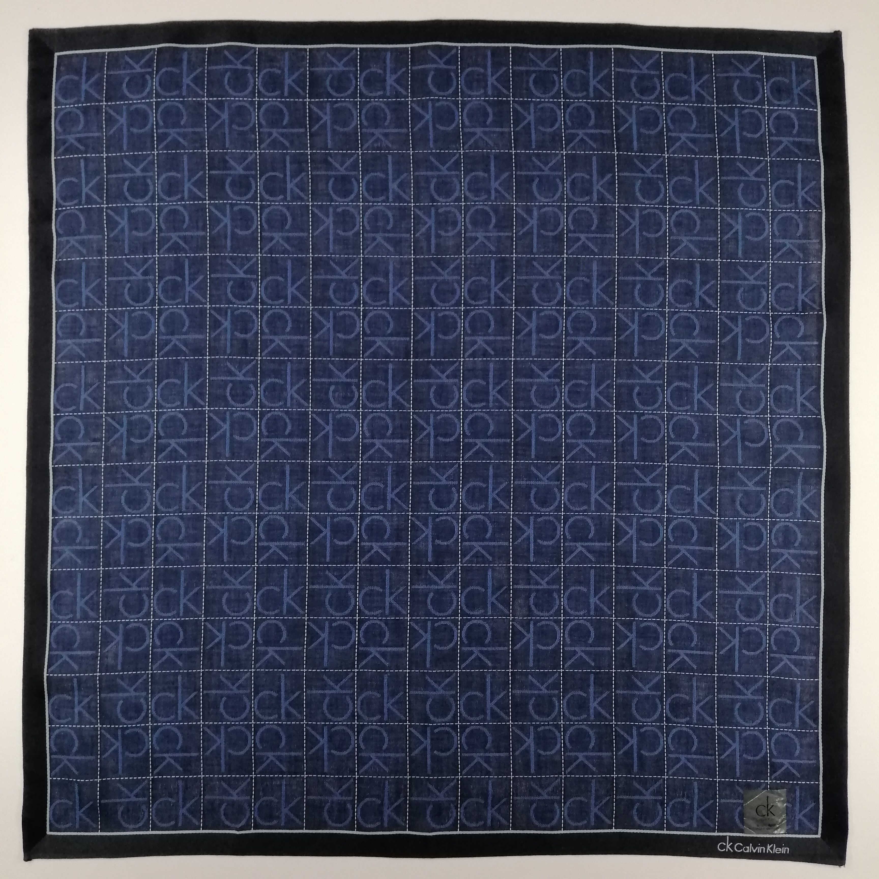 Calvin Klein Calvin Klein Handkerchief/Neckerchief/Bandana-KD2354 Size ONE SIZE - 2 Thumbnail