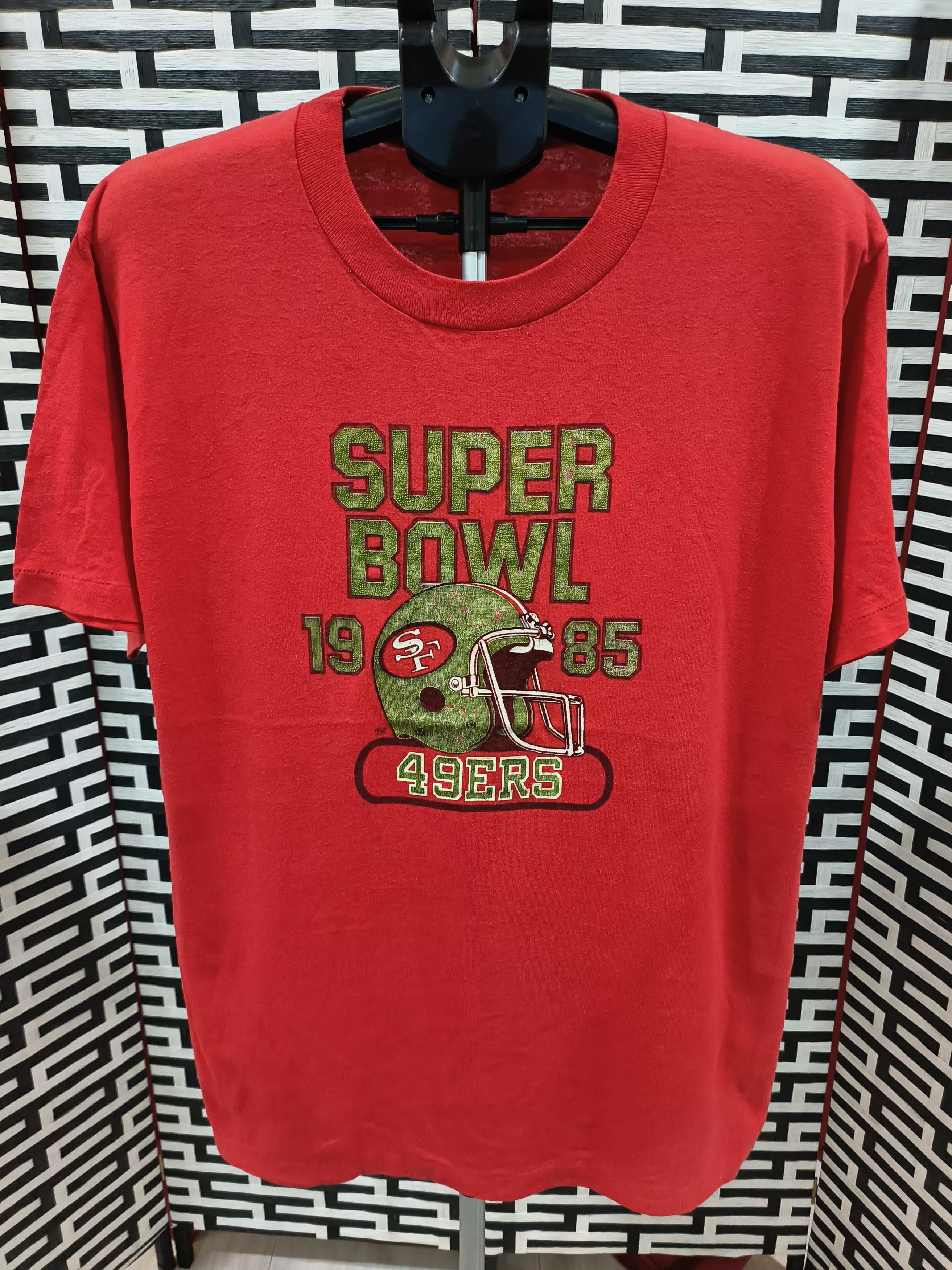 Logo 7 🔥Rare🔥 Vintage Super Bowl Thrashed tee Size US XL / EU 56 / 4 - 1 Thumbnail