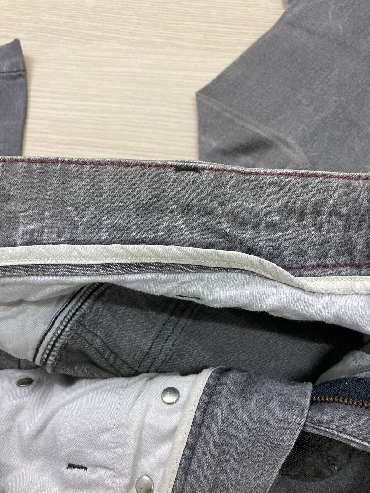 Marithe + Francois Girbaud Marithe Francois Girbaud Charcoal Buckleback Denim Size US 34 / EU 50 - 6 Thumbnail