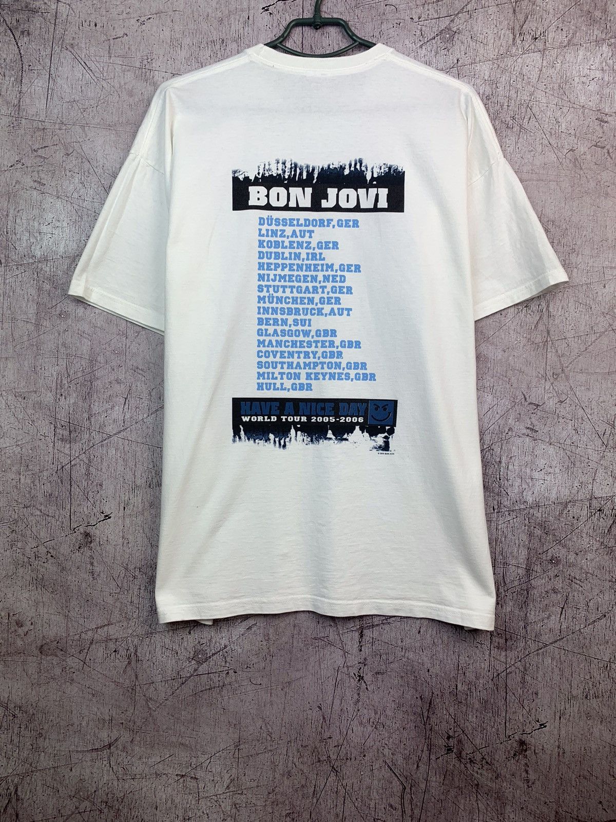 Band Tees × Vintage Vintage 2005 Bon Jovi World Tour Tee Size US XL / EU 56 / 4 - 2 Thumbnail